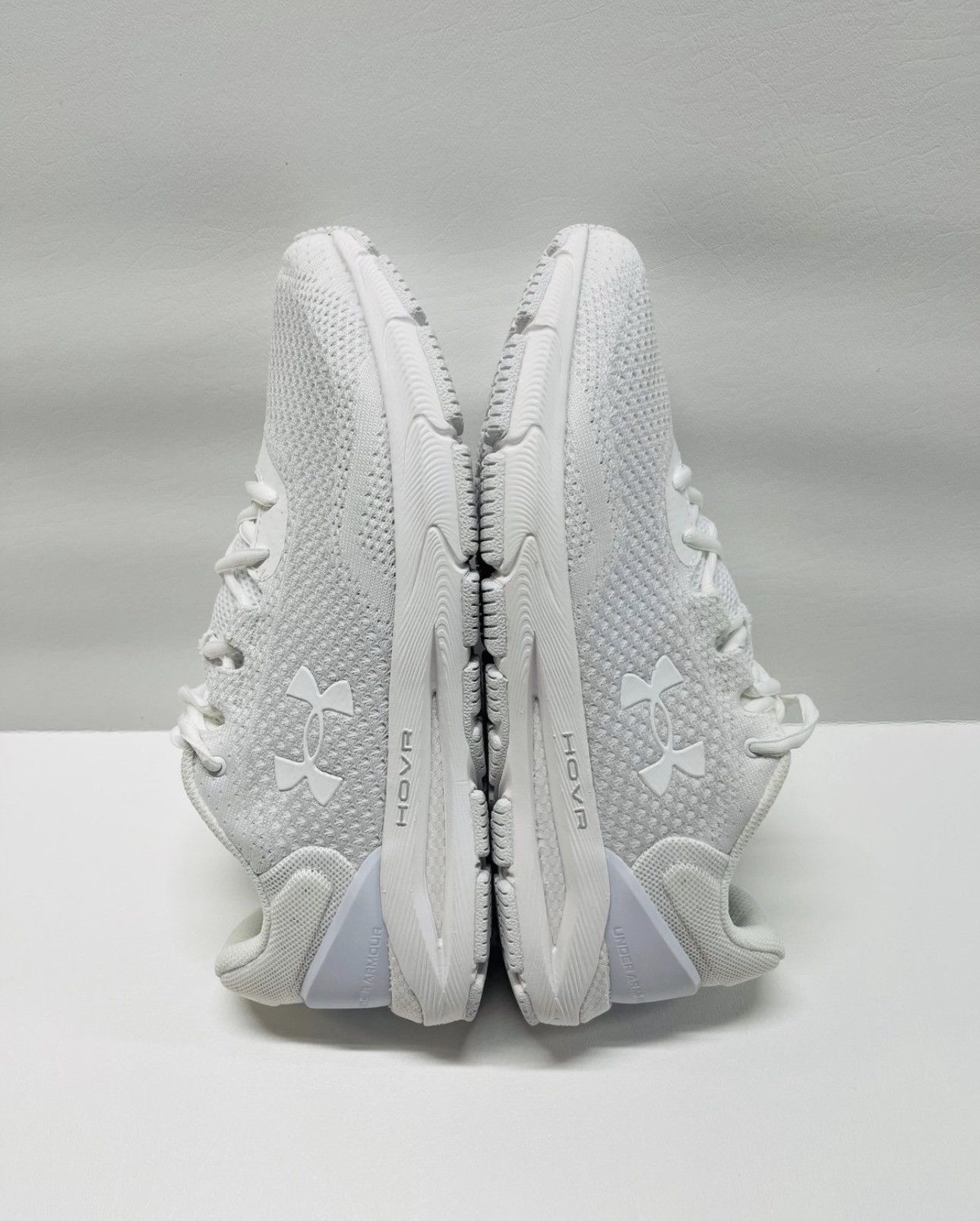 Under Armour Under Armour Hovr Intake 6 Triple White Size US 10.5 / EU 43-44 - 2 Thumbnail
