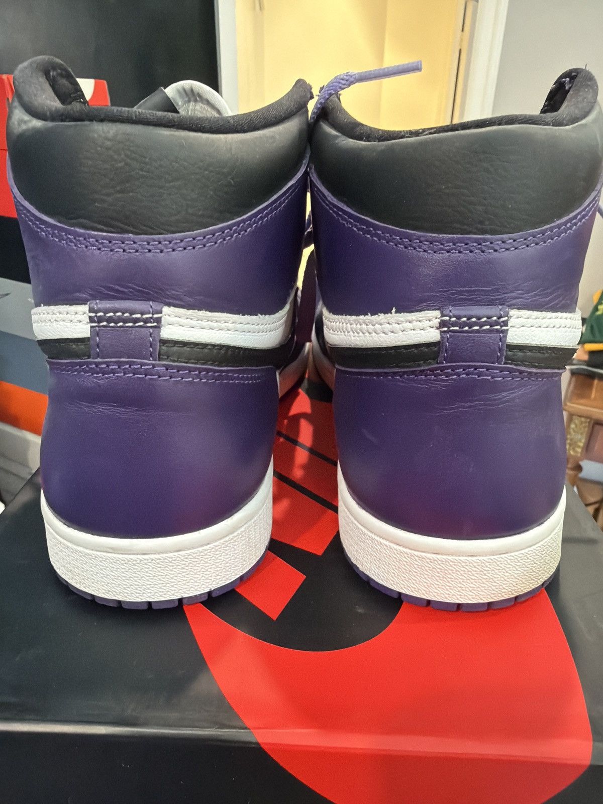 Jordan Brand Jordan 1 Retro OG High Court Purple 2.0 size 11.5 Size US 11.5 / EU 44-45 - 7 Thumbnail