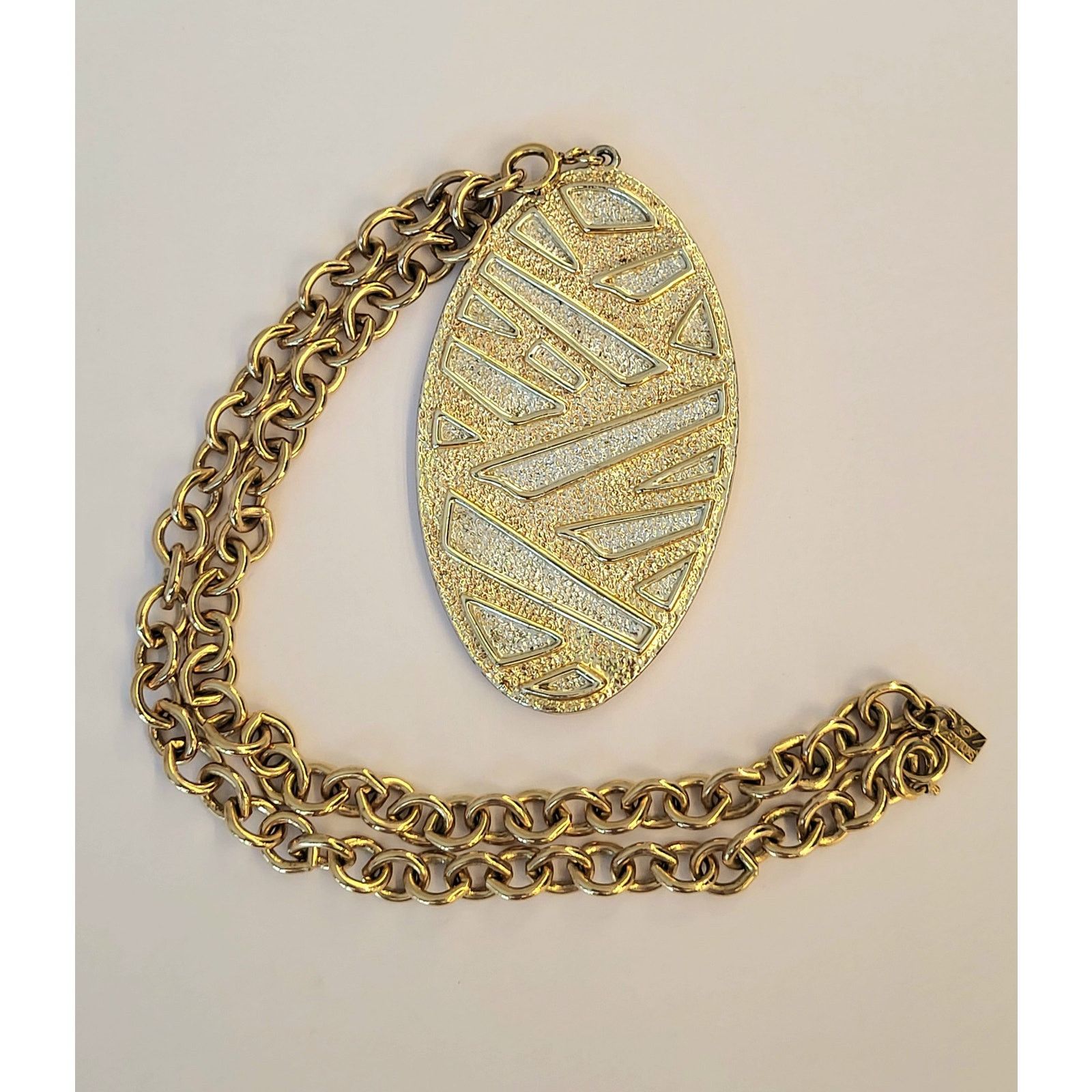 Other Vintage Emmons Medallion Token Necklace Gold Size ONE SIZE - 5 Thumbnail