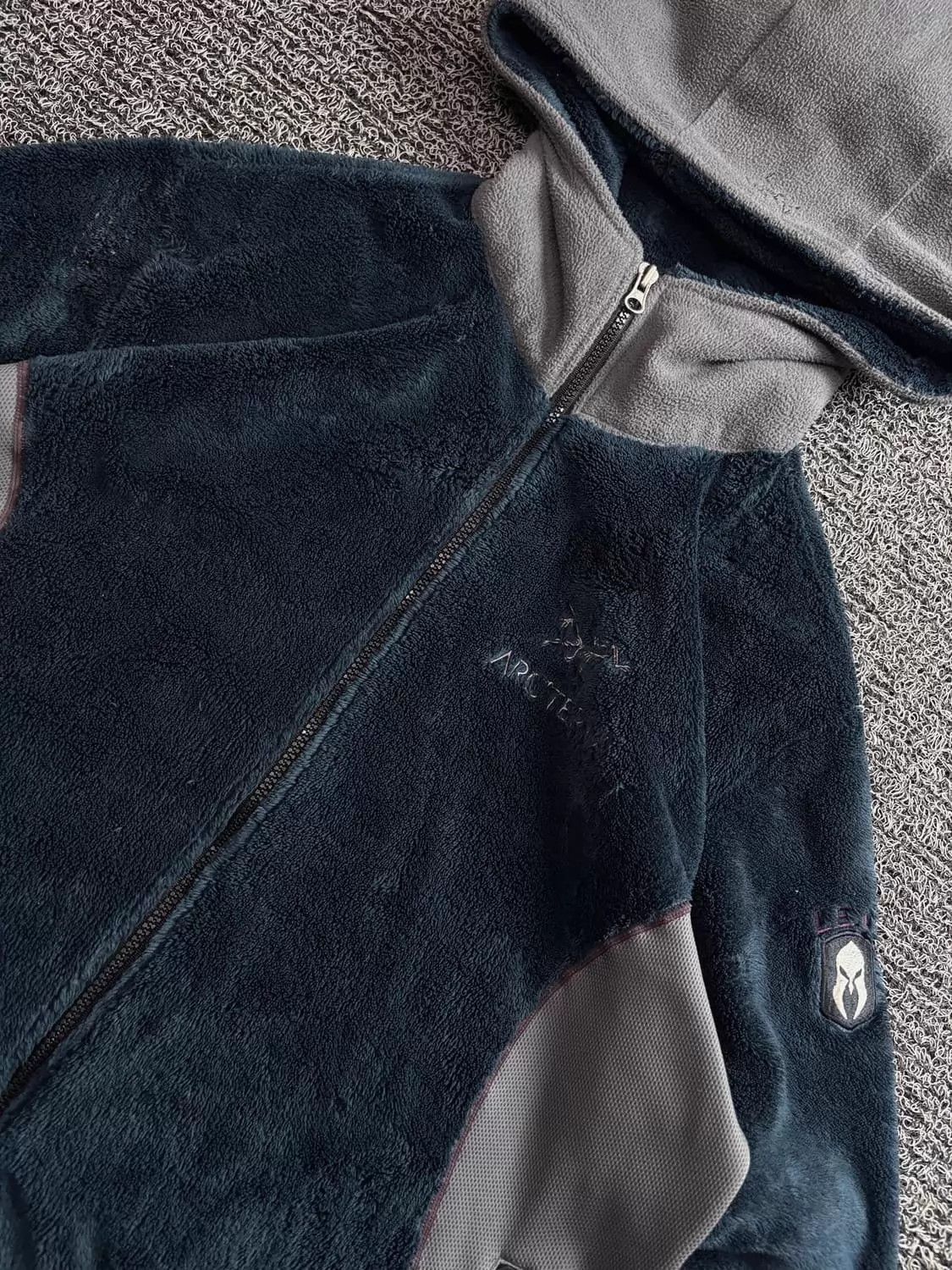 Arc'teryx Arcteryx Vtg Apache Fleece Jacket Unisex (Bust 62, L65) Size XXL / US 16-18 / IT 52-54 - 3 Thumbnail
