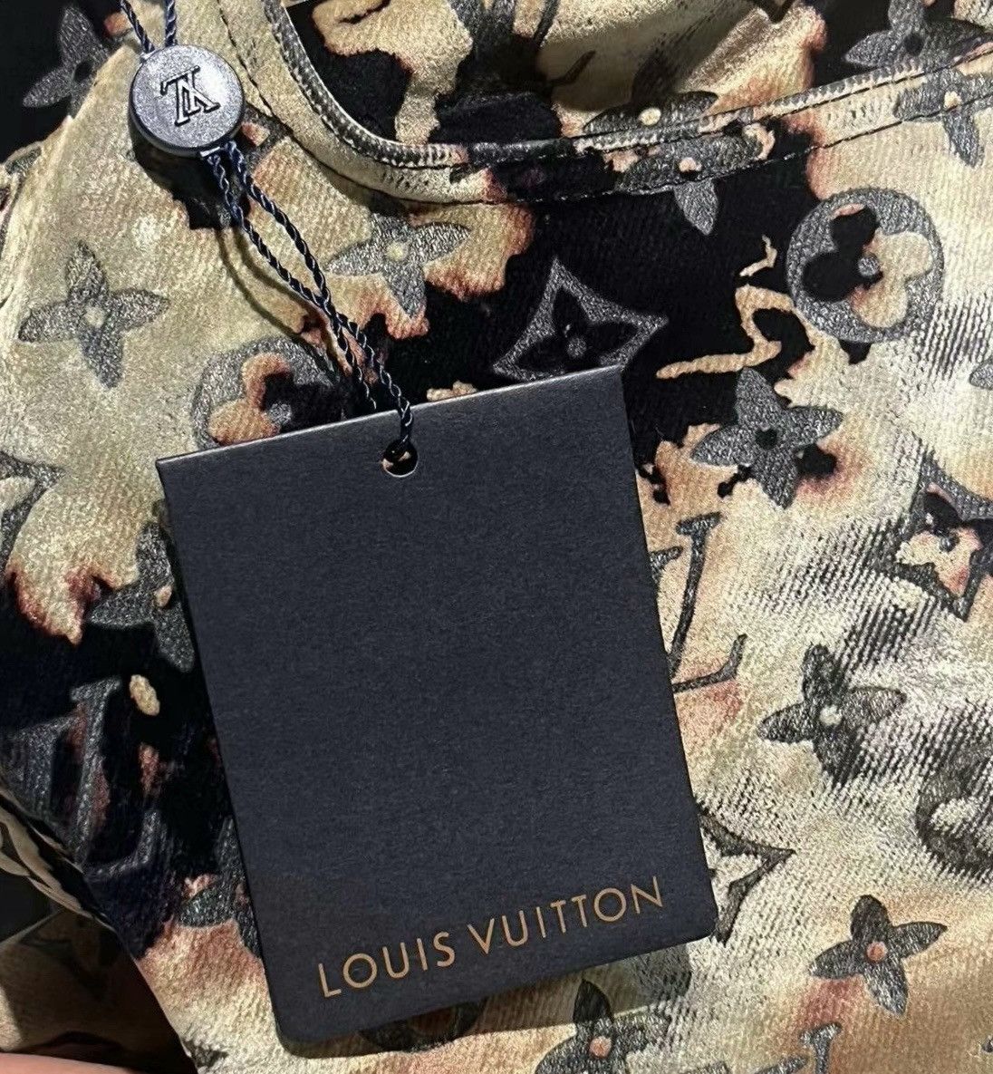 Louis Vuitton Louis Vuitton 34 Faded Fire Bleached Monogram Cloud Jeans Size US 34 / EU 50 - 6 Thumbnail