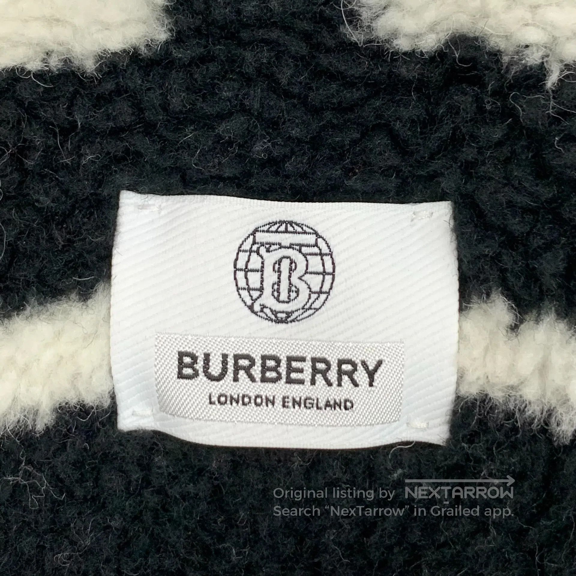 Burberry Burberry size 12y Black side logo lettered print hooded zi Size US M / EU 48-50 / 2 - 6 Thumbnail