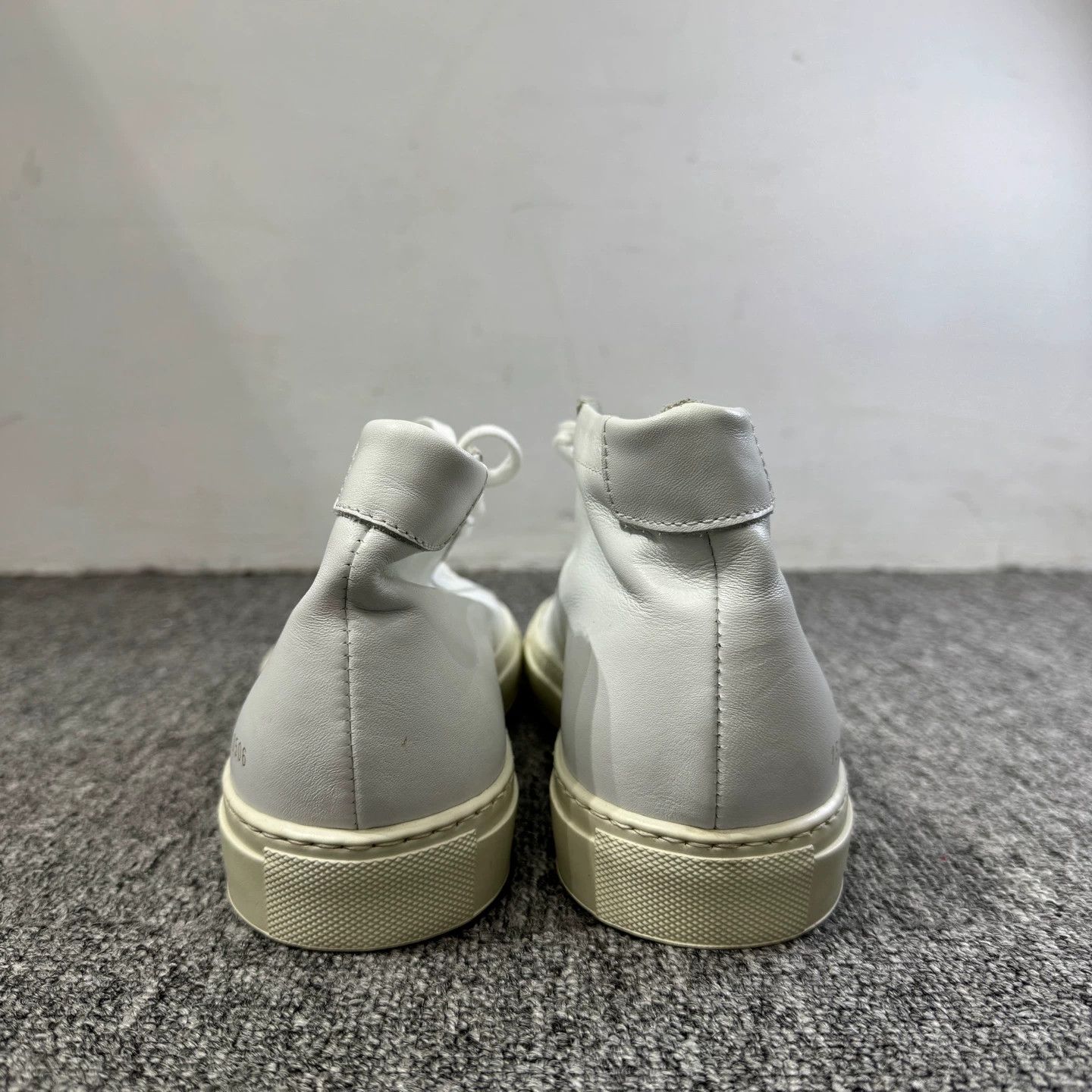 Common Projects Common Projects Mid Sneakers 40 99 New Size US 7 / EU 40 - 3 Thumbnail