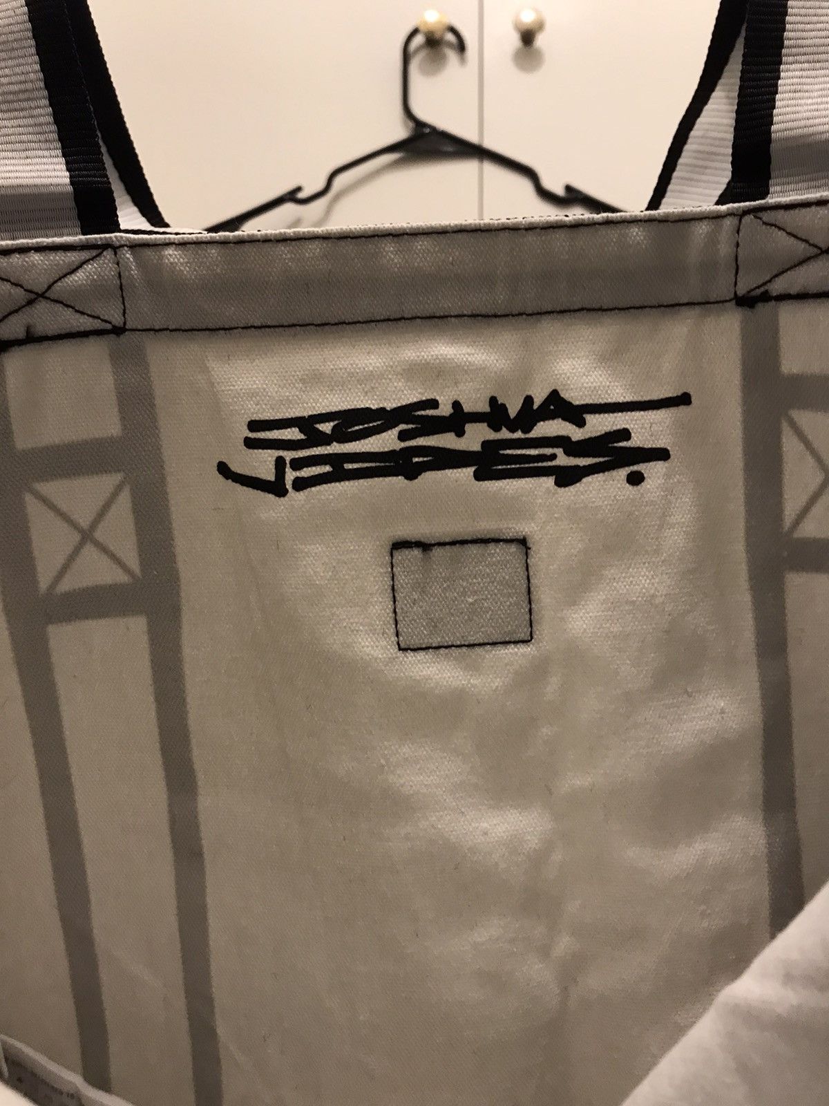 Herschel Supply Co. × Joshua Vides Joshua Vides x Herschel Tote Size ONE SIZE - 3 Thumbnail