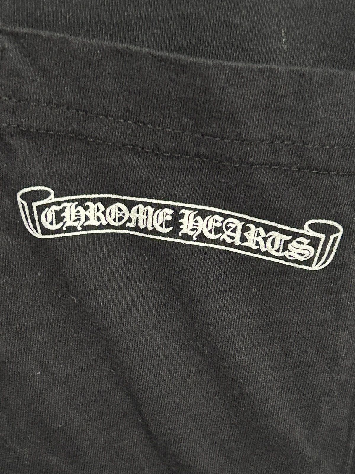 Chrome Hearts Chrome Hearts Scroll ShoulderLogo Pocket T-Shirt - Black S Size S / US 4 / IT 40 - 3 Thumbnail
