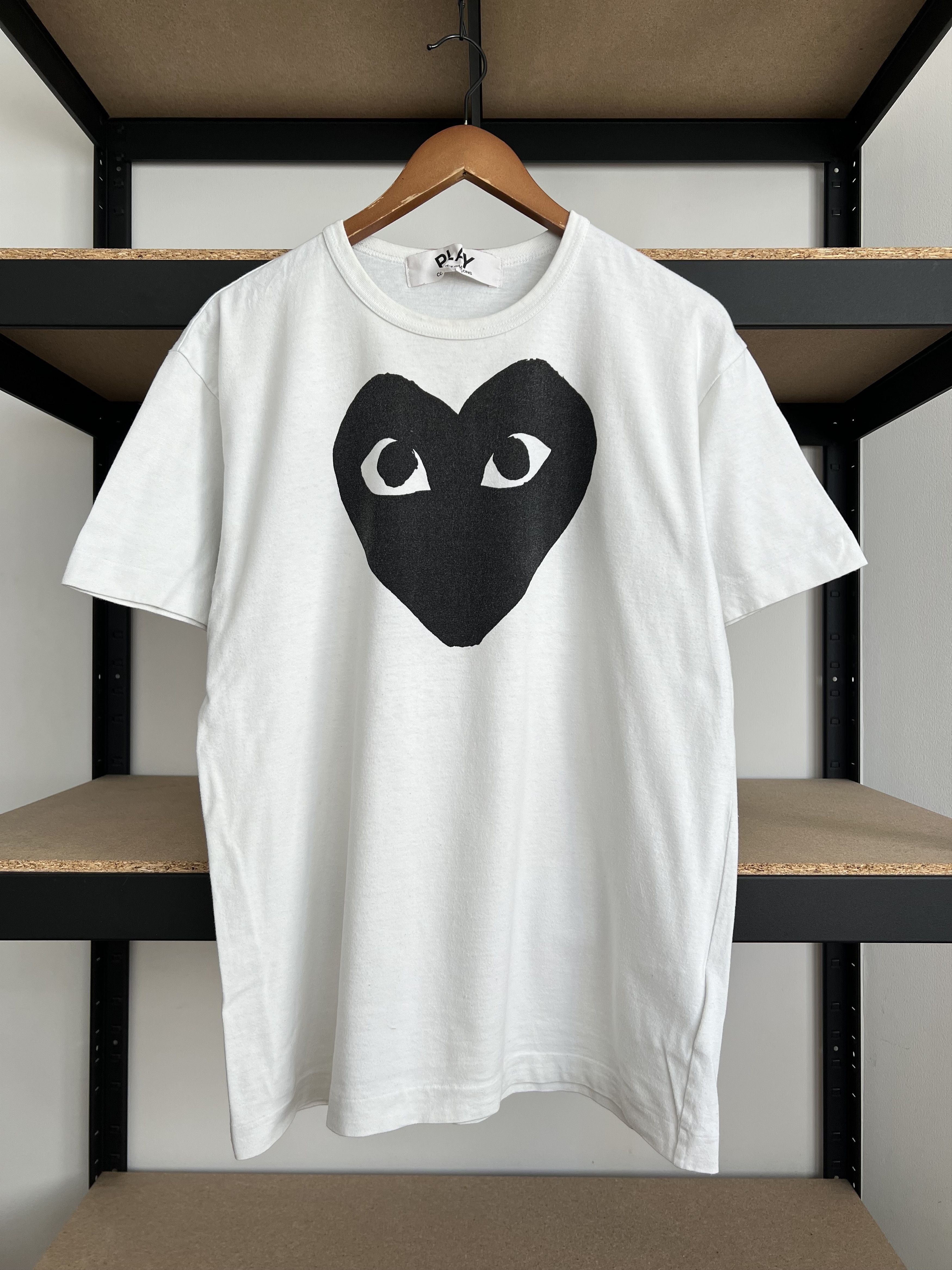 Comme des Garcons PLAY Comme des Garcons Play CDG White T-shirt Size US L / EU 52-54 / 3 - 1 Thumbnail