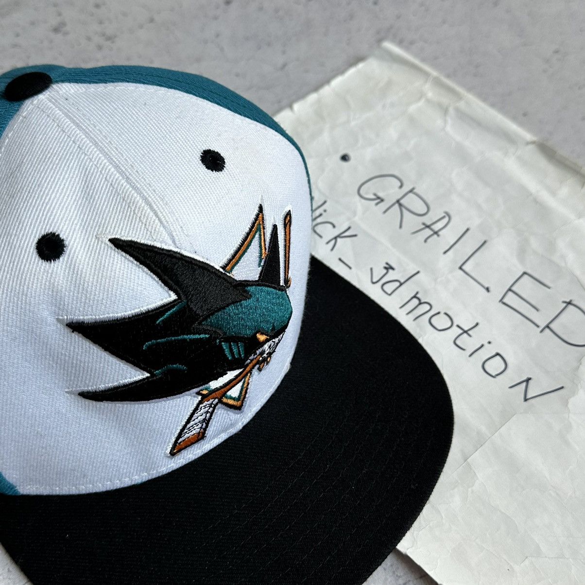 NHL × Vintage Vintage San Jose Sharks SnapBack Cap Reebok Size ONE SIZE - 11 Thumbnail
