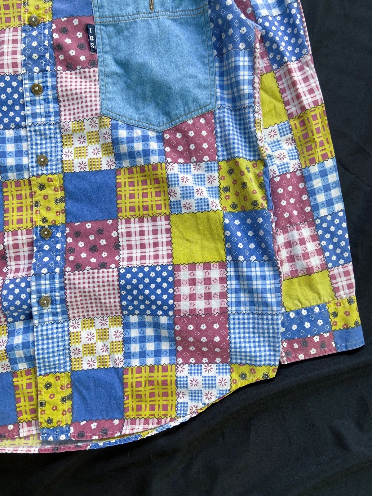 Handmade INDEPENDENT BODY & SOUL PATTERN BUTTON DOWN SHIRT Size US L / EU 52-54 / 3 - 7 Thumbnail