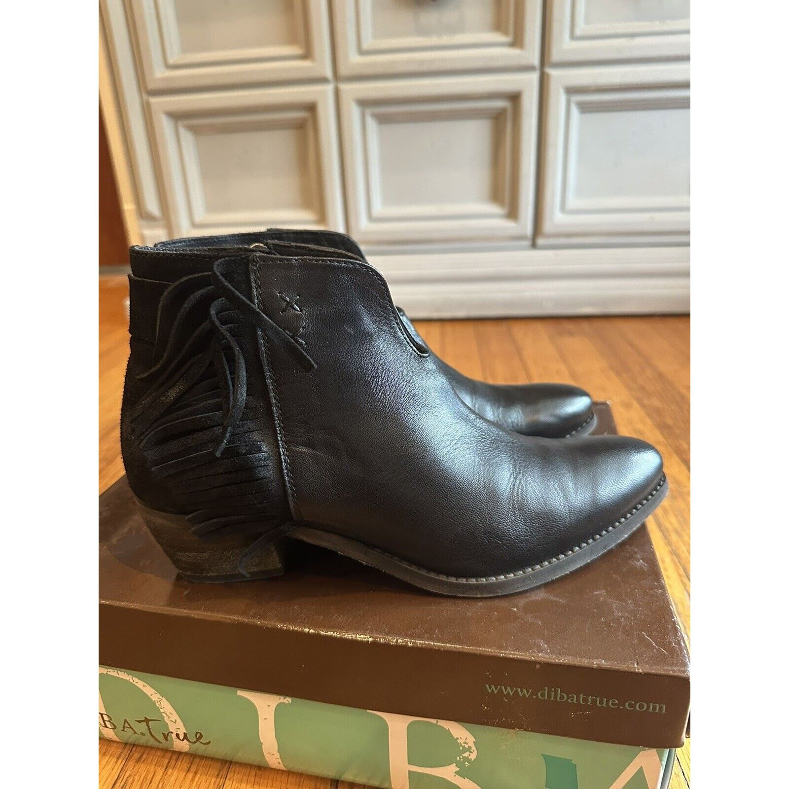Diba True Diba Pony Up Black Leather Fringe Ankle Boots Women's 9.5 Size US 9.5 / IT 39.5 - 3 Thumbnail