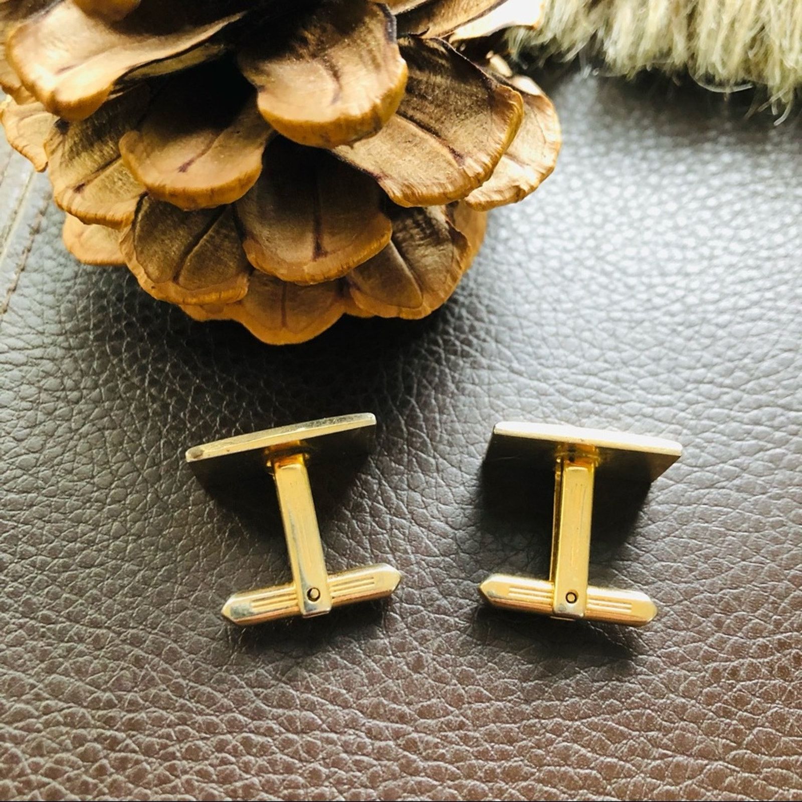 Vintage Vintage men’s Hickok gold rectangle cuff links Size ONE SIZE - 4 Thumbnail