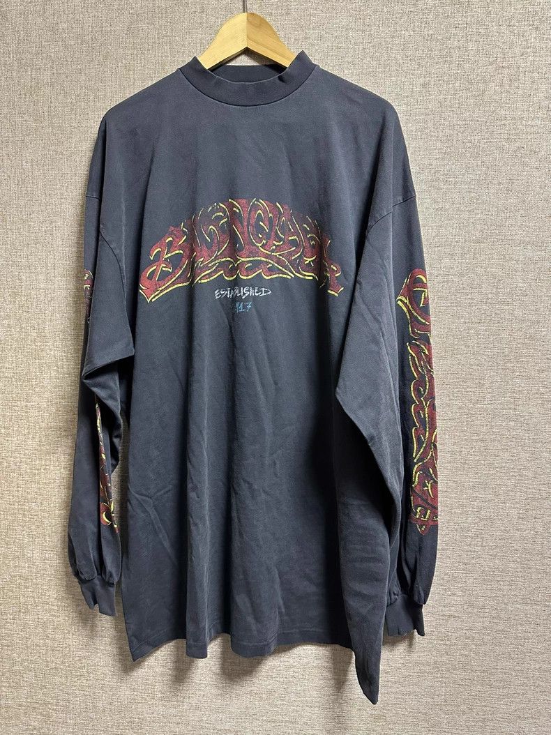 Balenciaga Balenciaga Flame Retro Distressed Long Sleeve T-Shirt Size US M / EU 48-50 / 2 - 1 Thumbnail
