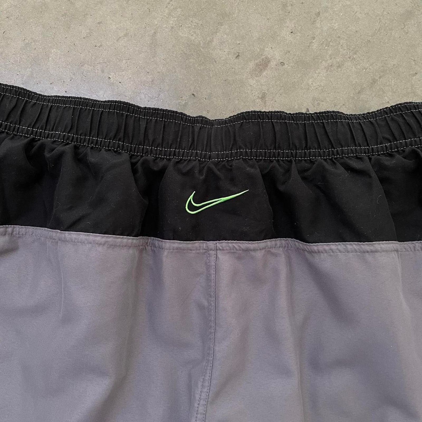 Nike Nike Grey/Green Swim Shorts Size US 38 / EU 54 - 3 Thumbnail