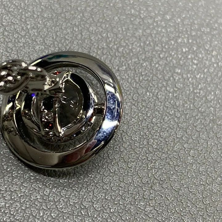 Vivienne Westwood Vivienne Westwood Saturn Pendant Necklace for Women Size ONE SIZE - 3 Thumbnail