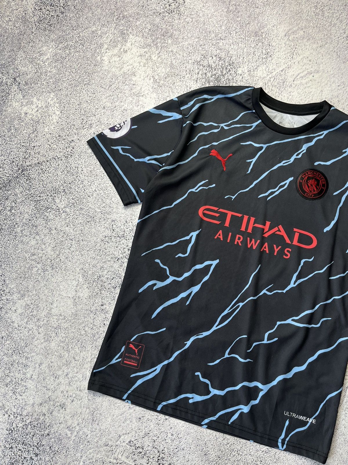 Puma Puma Manchester City soccer jersey blokecore Size US M / EU 48-50 / 2 - 2 Thumbnail