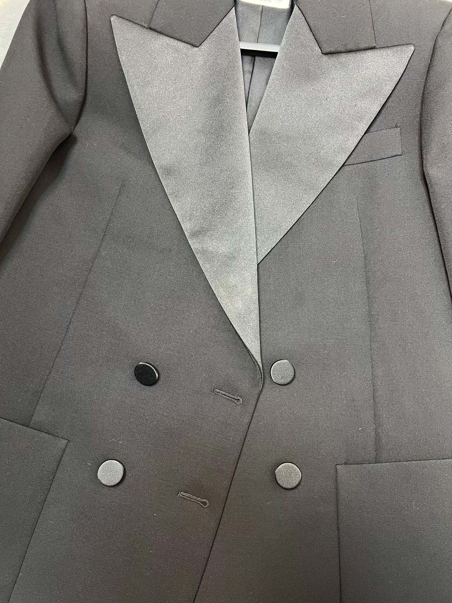 Saint Laurent Paris Authentic Saint Laurent double-breasted smoking suit Size M / US 6-8 / IT 42-44 - 3 Thumbnail