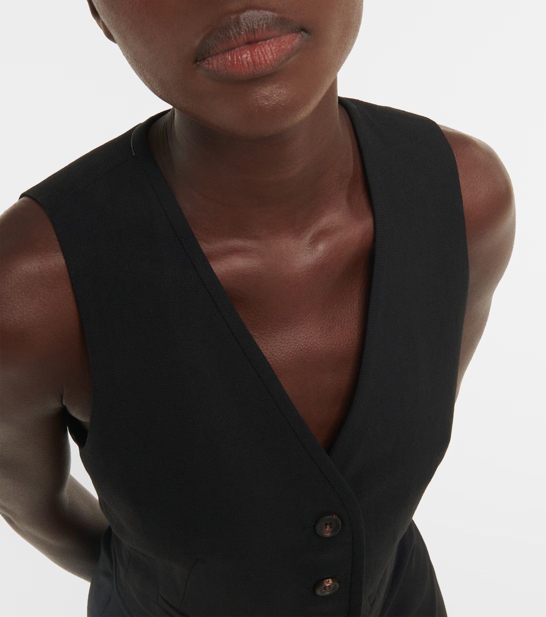 Brunello Cucinelli o1y0725 Sleeveless Vest in Black Size L / US 10 / IT 46 - 2 Thumbnail
