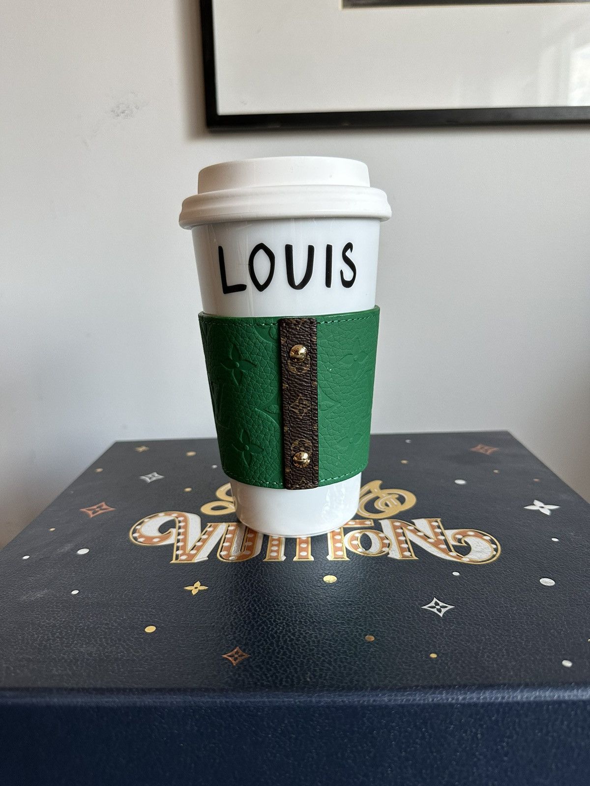 Louis Vuitton Louis Vuitton - Cup Louis Size ONE SIZE - 1 Thumbnail