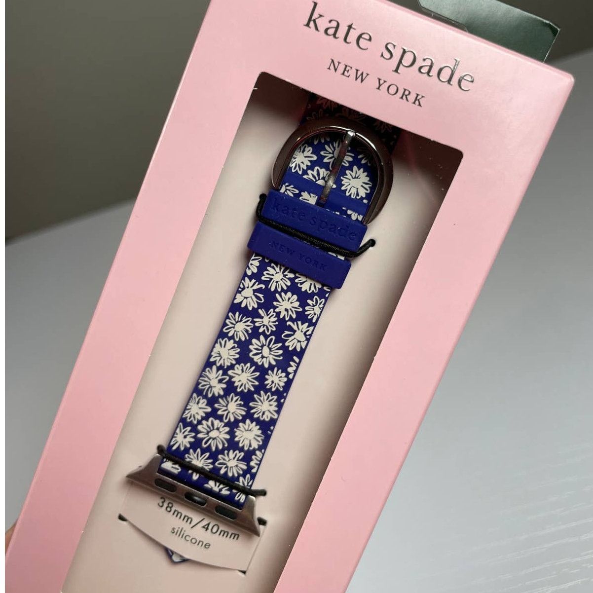 Kate Spade Kate Spade Apple Watch silicone strap, 38mm 40mm Size ONE SIZE - 3 Thumbnail