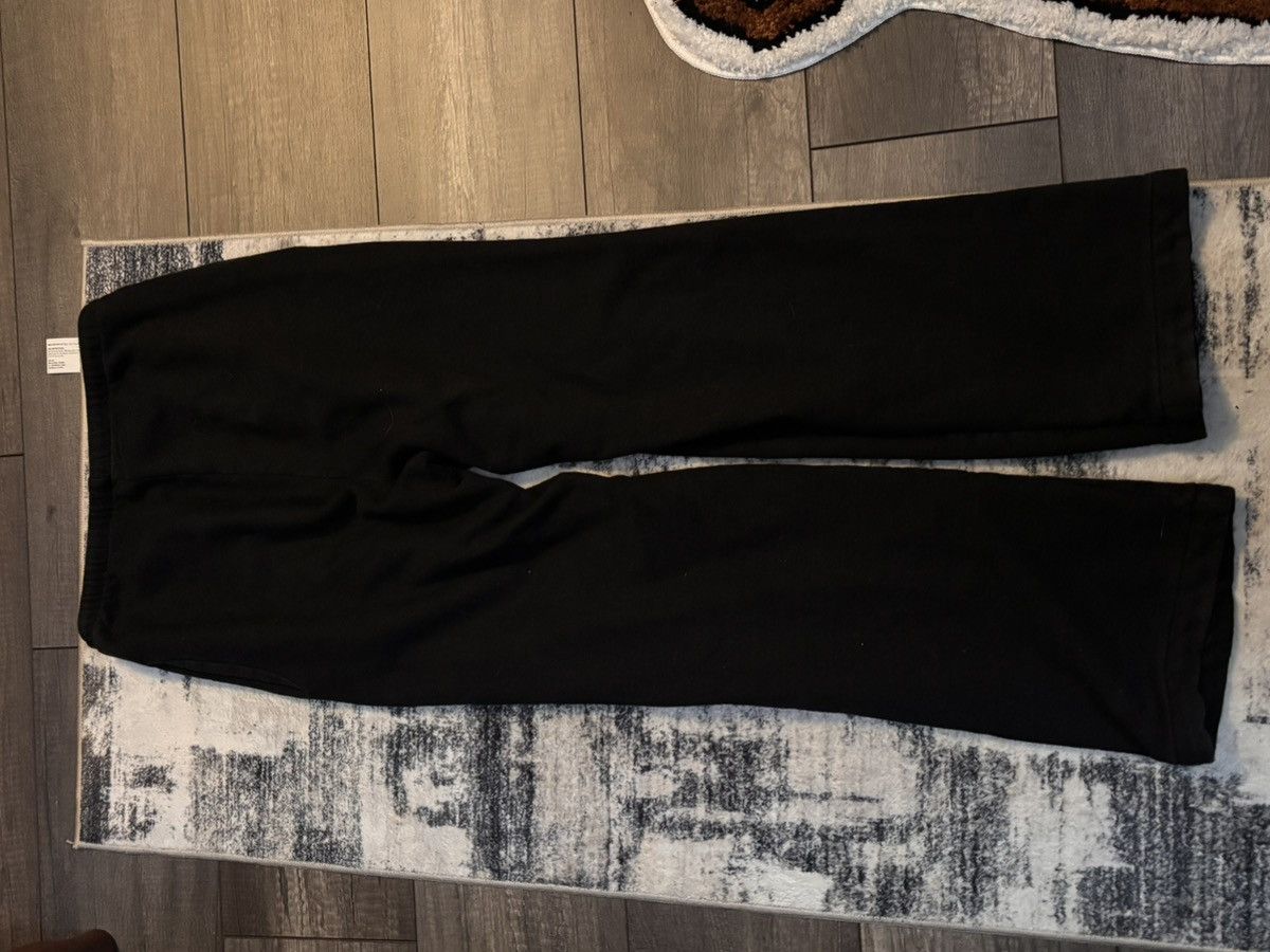 Yeezy Black Yeezy Sweatpants Size US 30 / EU 46 - 2 Thumbnail