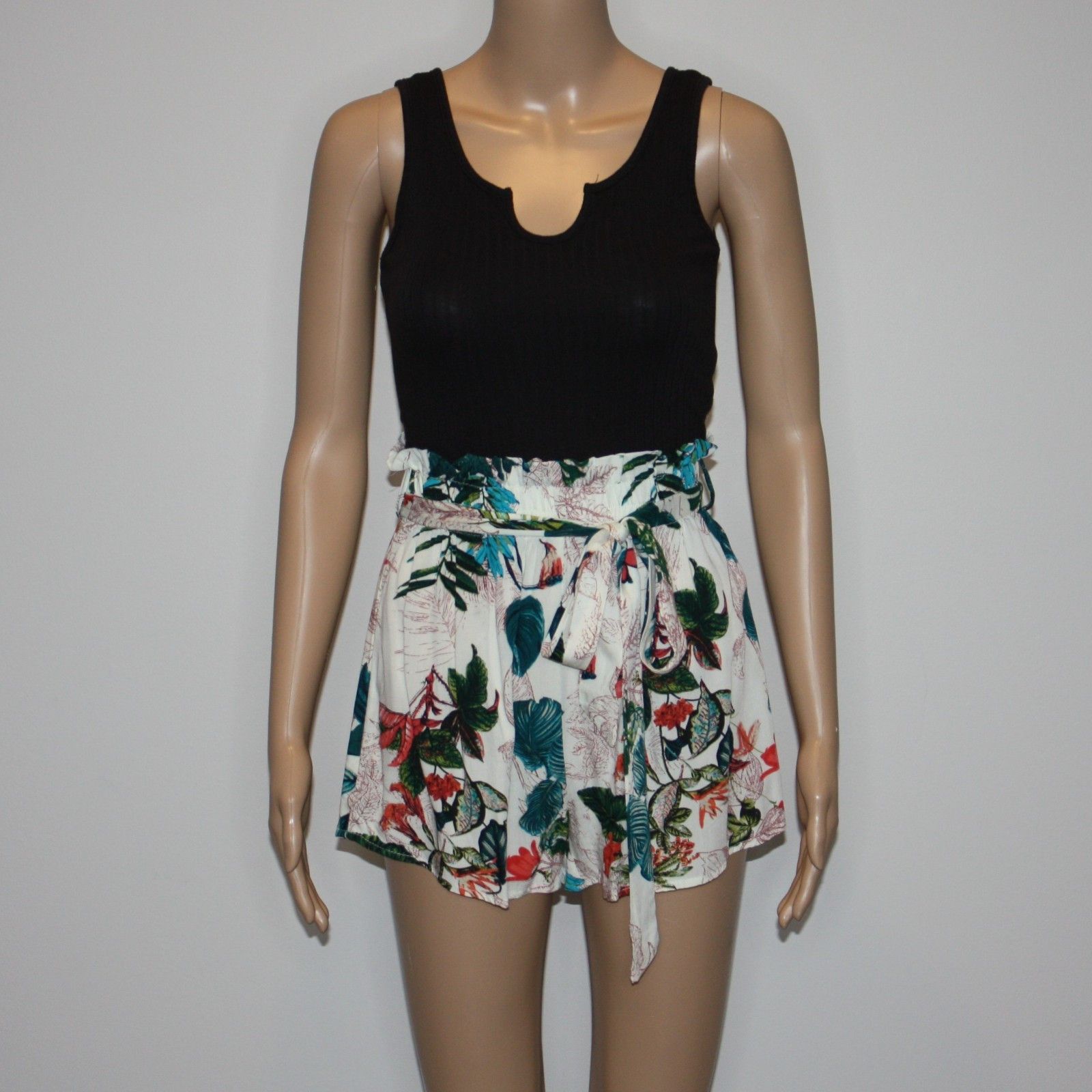 Shein Vcay Tropical Print Paper Bag Waist Belted Tank Romper XS Size 26" / US 2 / IT 38 - 6 Thumbnail