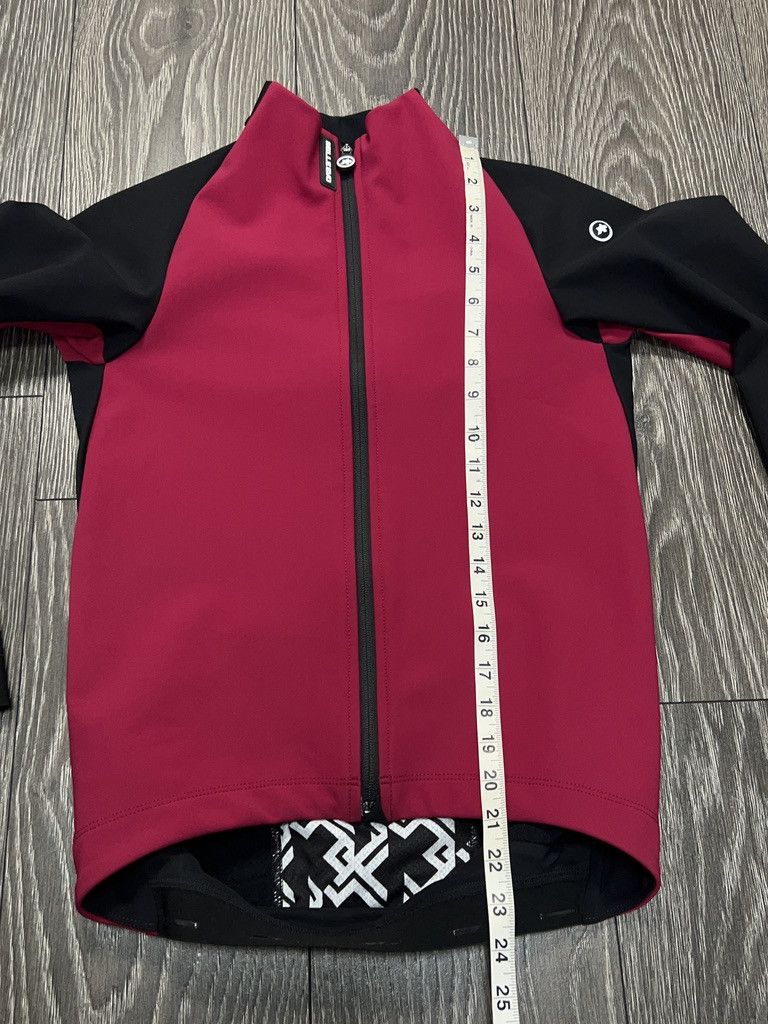 Rapha Assos of Switzerland Mille GT Winter Jacket Cycling Bicycle Size US S / EU 44-46 / 1 - 5 Thumbnail