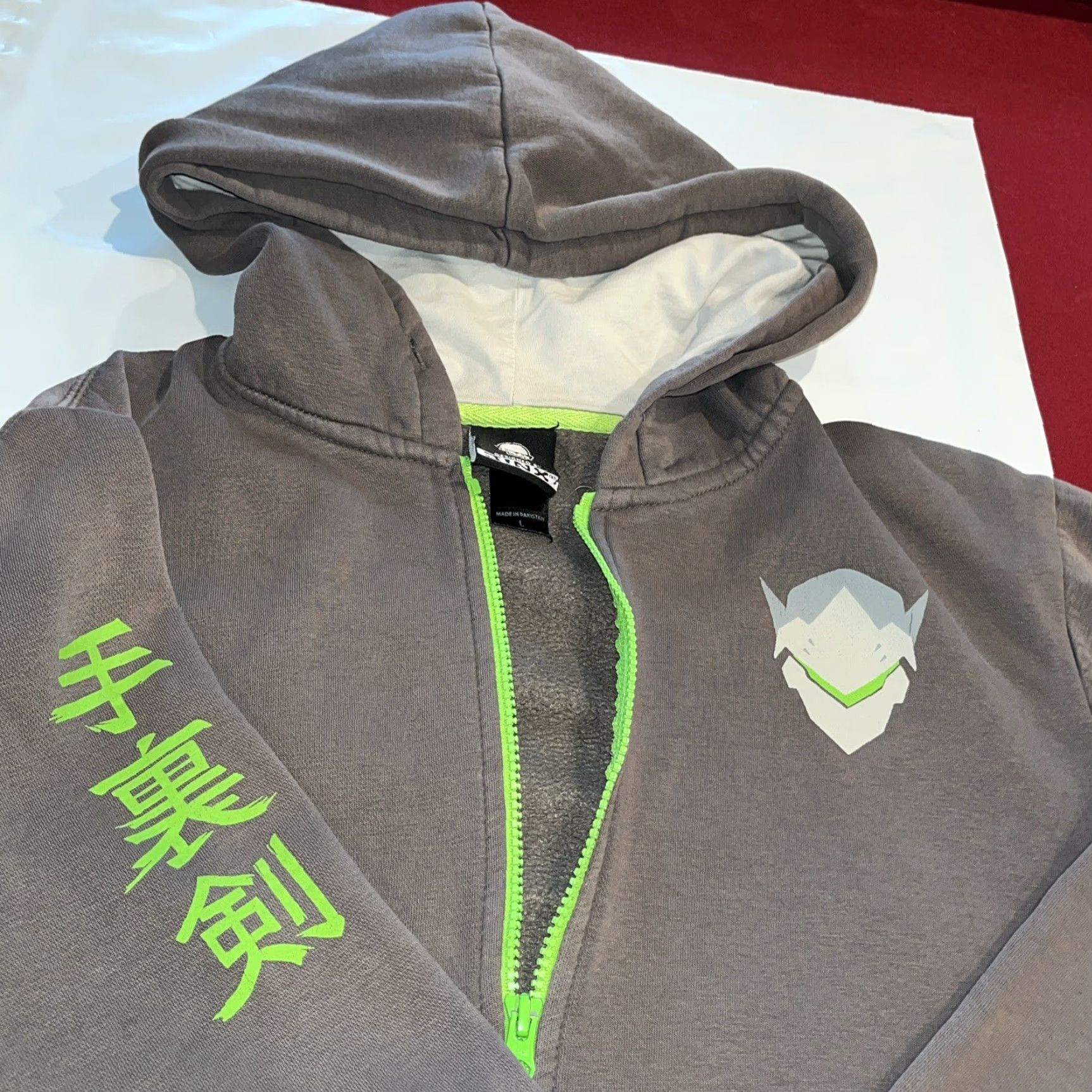 Vintage Jinx Overwatch Gray Hoodie Lime Green Zipper Sweatshirt Shark Sword Dragon Men L Full Zip Graphics Back Front Sleeve Cuffs Pocket Hooded Size US L / EU 52-54 / 3 - 7 Thumbnail