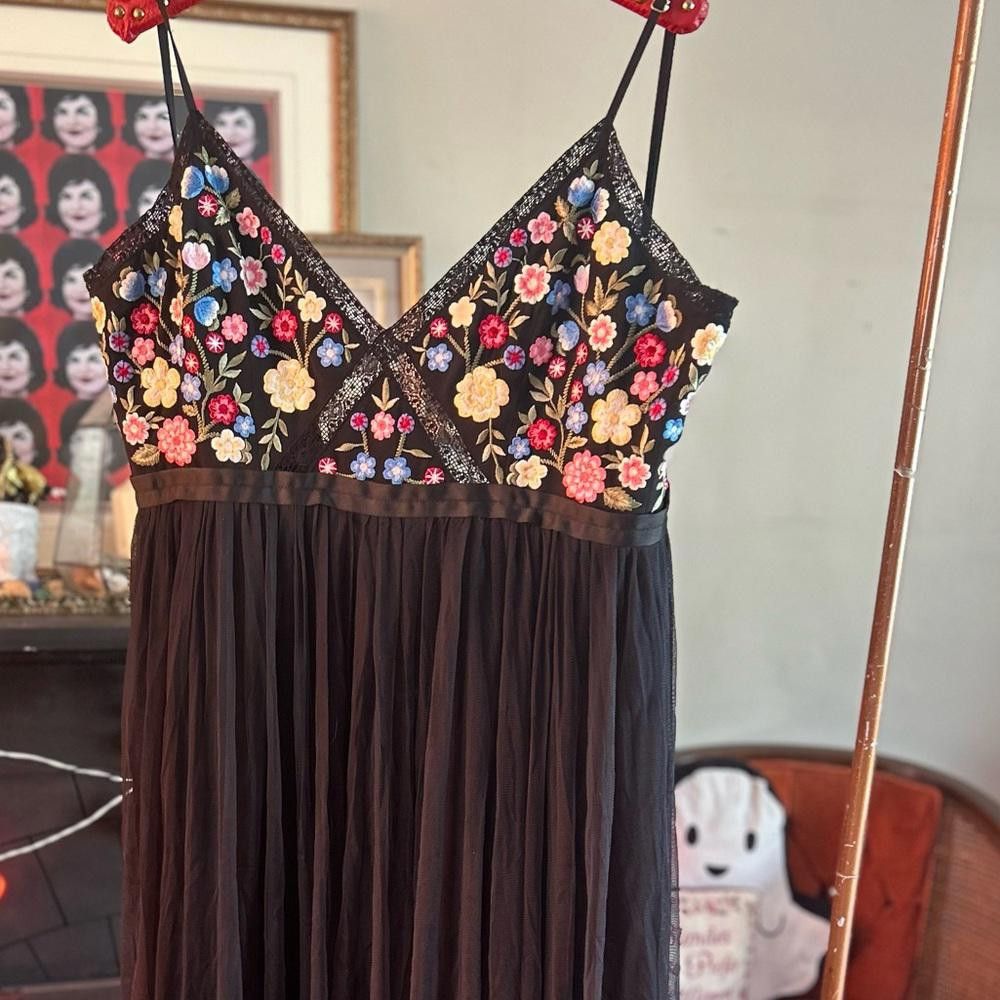 Designer Needle & Thread Flower Foliage Maxi Arya Dress Black Tulle Size XL / US 12-14 / IT 48-50 - 10 Thumbnail