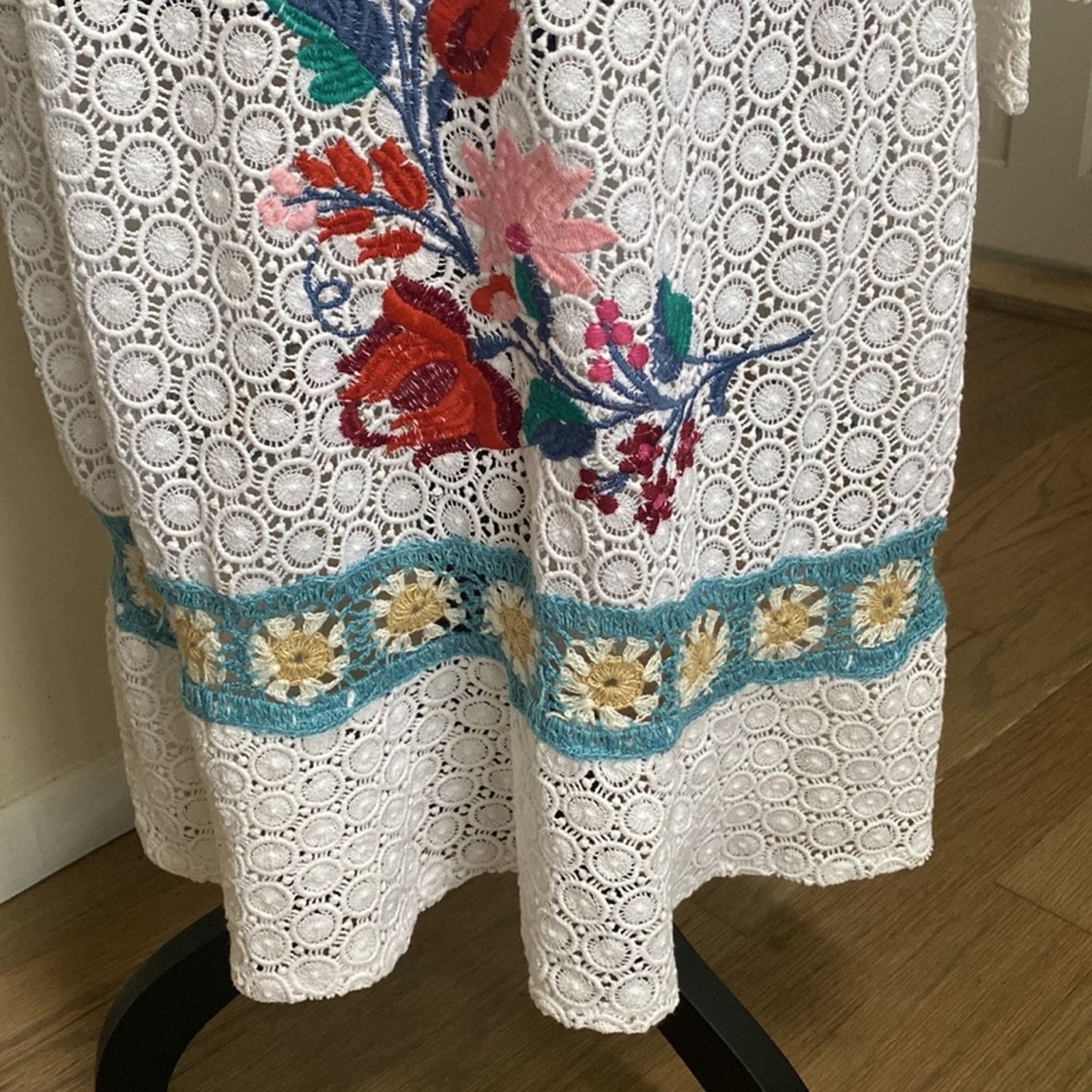 Other Savage Culture White Dress with Embroidery Large NWT Size L / US 10 / IT 46 - 3 Thumbnail