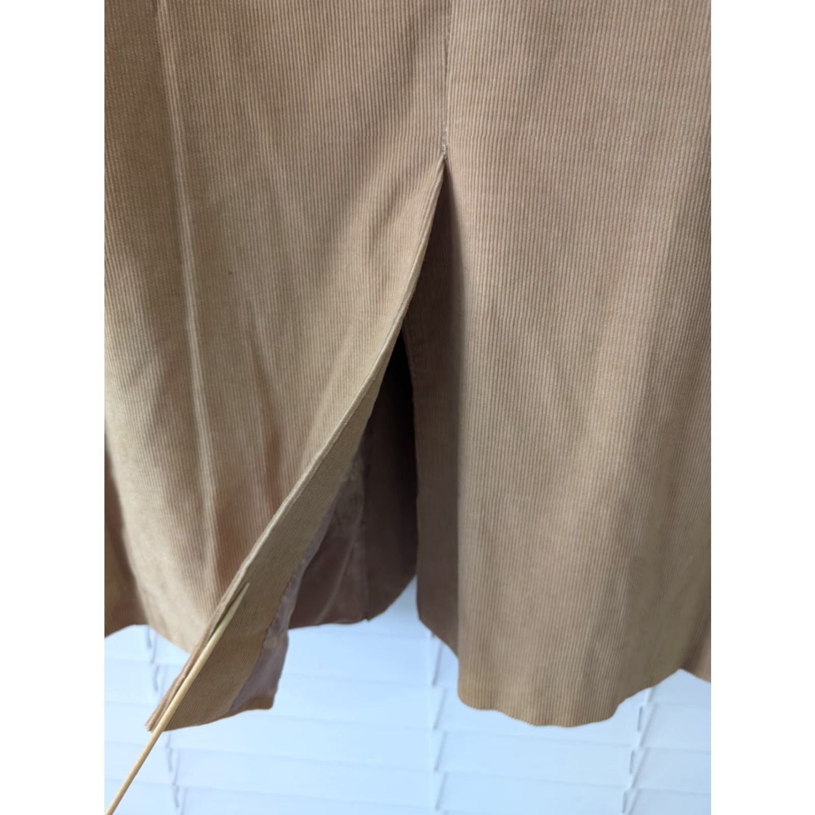 Farah Farah E Joven Blazer / Sports Coat Tan Corduroy Men 40R Classic 2 Button Pockets Elbow Patch Vintage Jacket Size 40R - 4 Thumbnail