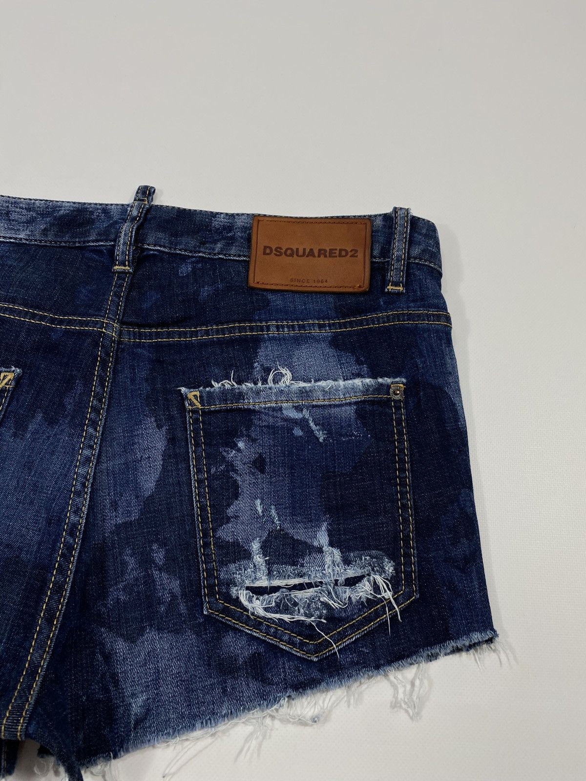 Dsquared2 LASTDROP🔥 Dsquared D2 Cool Girl Jeans Distressed Mini Shorts Size 30" / US 8 / IT 44 - 16 Thumbnail