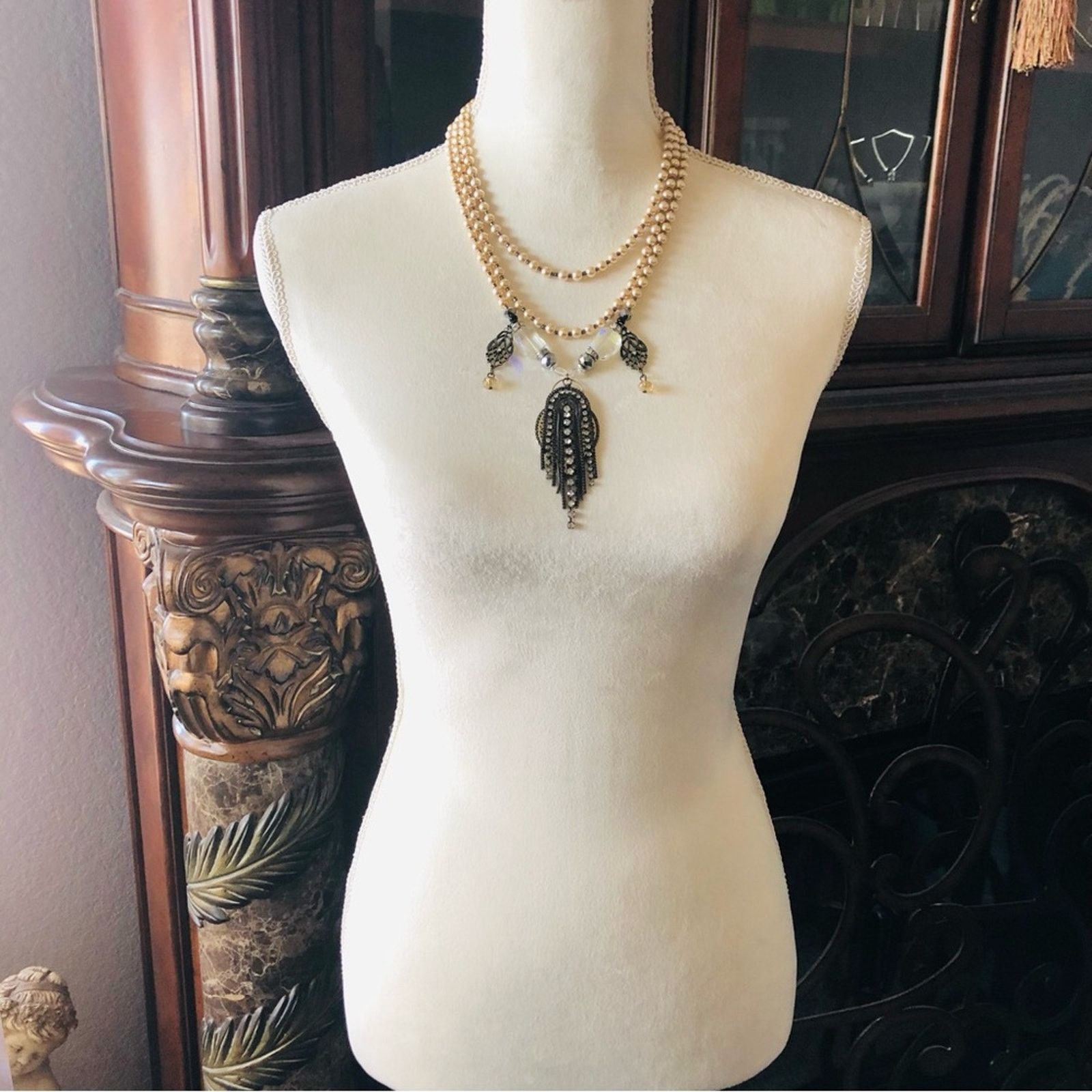 Handmade Handcrafted repurpose pendant Czech glass Pearl necklace Size ONE SIZE - 5 Thumbnail