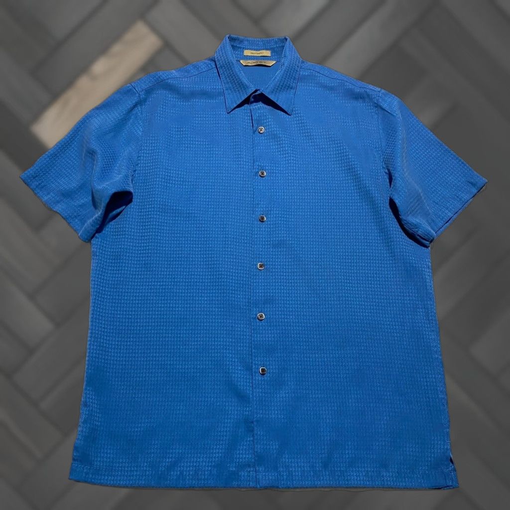 Vintage VINTAGE AXIST Mens Surf Soft Blue Textured Short Sleeve Button Down Shirt Size Medium Size US M / EU 48-50 / 2 - 1 Thumbnail