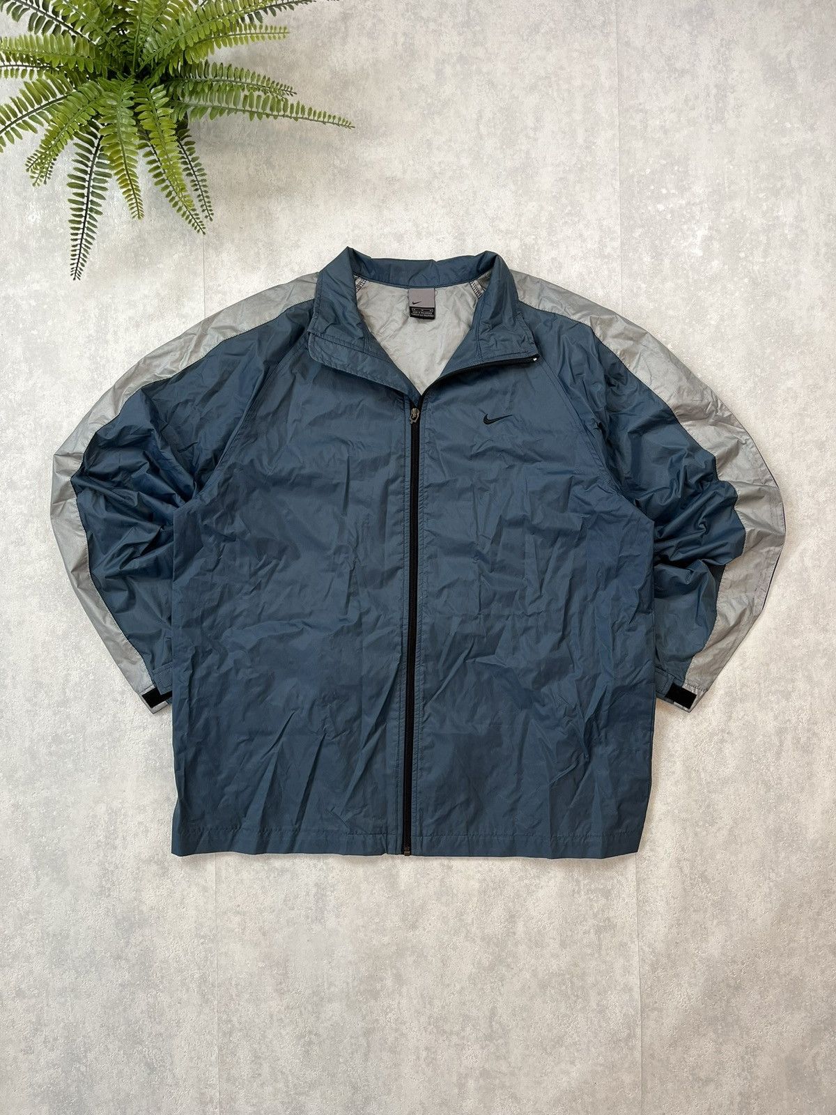 Nike × Vintage 90s Nike Swoosh Vintage Y2K Oversized Nylon Retro Jacket Size US M / EU 48-50 / 2 - 1 Thumbnail