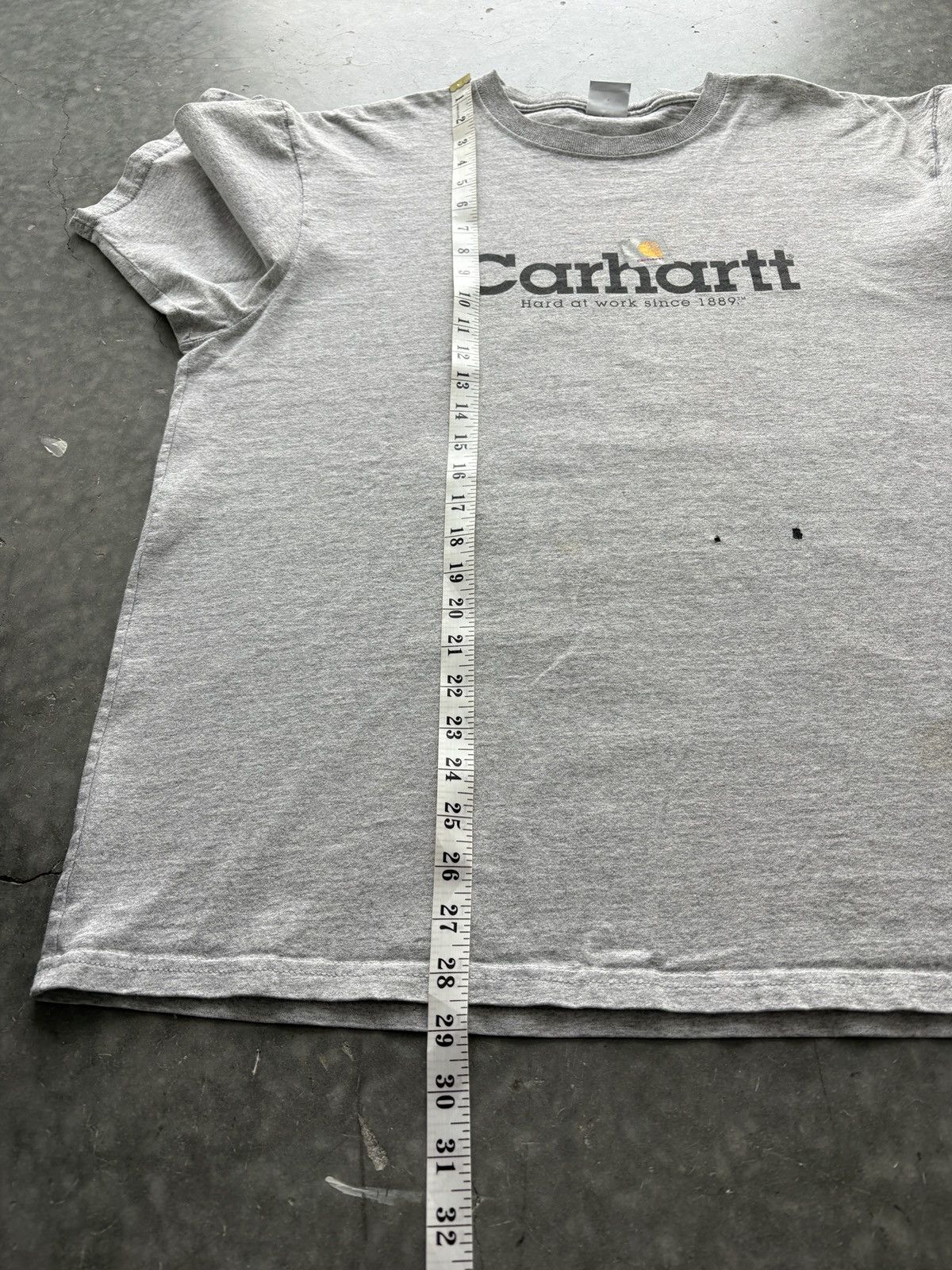 Carhartt Vintage Y2K Carhartt Logo Graphic Tee Size US L / EU 52-54 / 3 - 9 Thumbnail