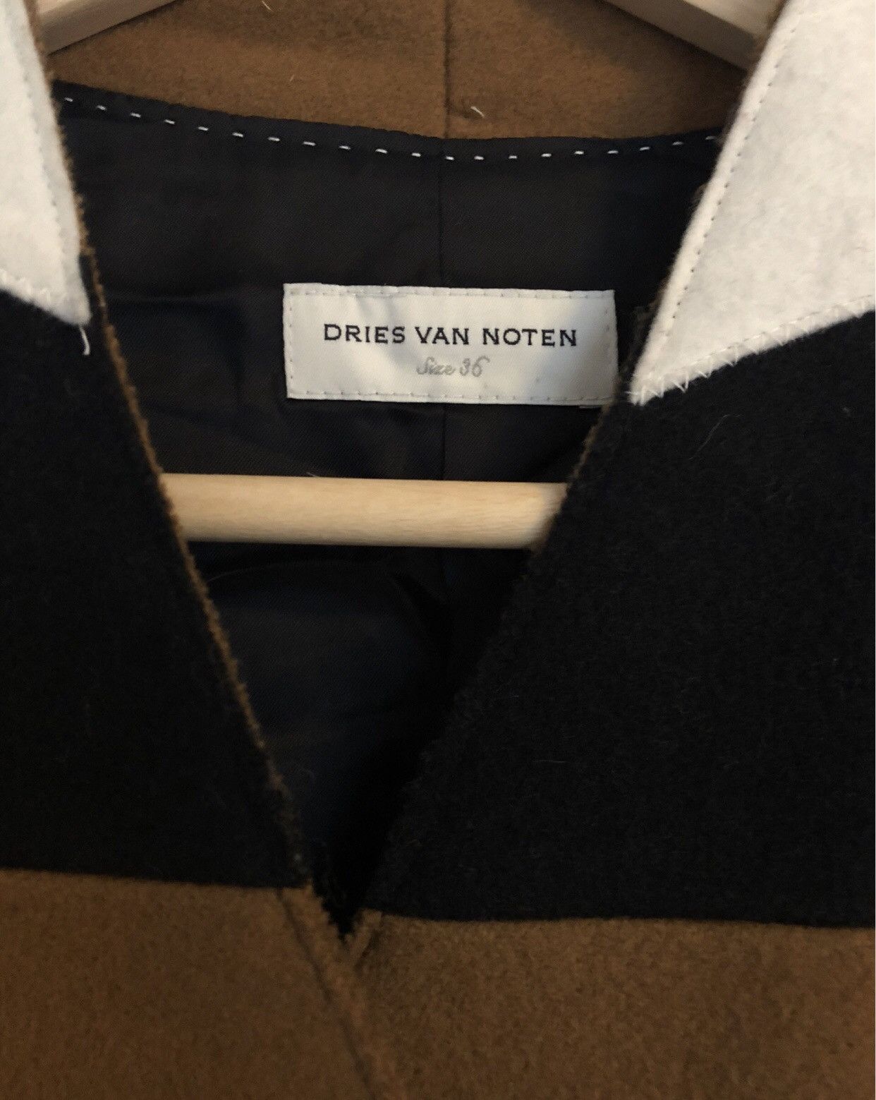 Dries Van Noten Dries van noten Color-matching coat 2412-Nextarrow Size US S / EU 44-46 / 1 - 4 Thumbnail