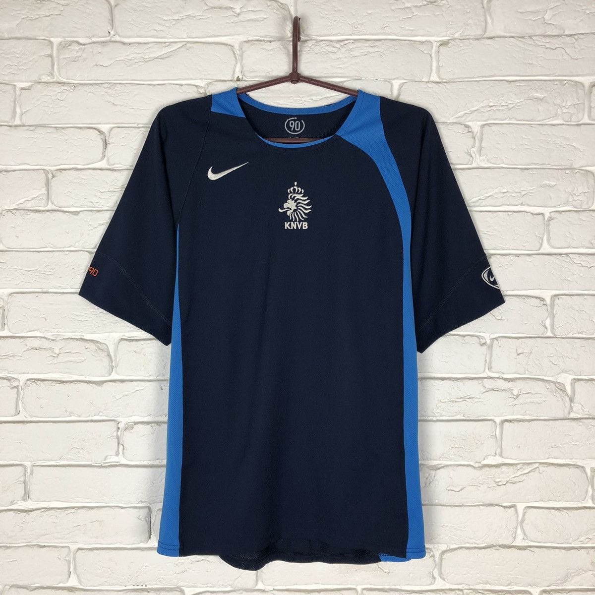 Nike Nike Netherlands national team 2004 training jersey Size US S / EU 44-46 / 1 - 1 Thumbnail