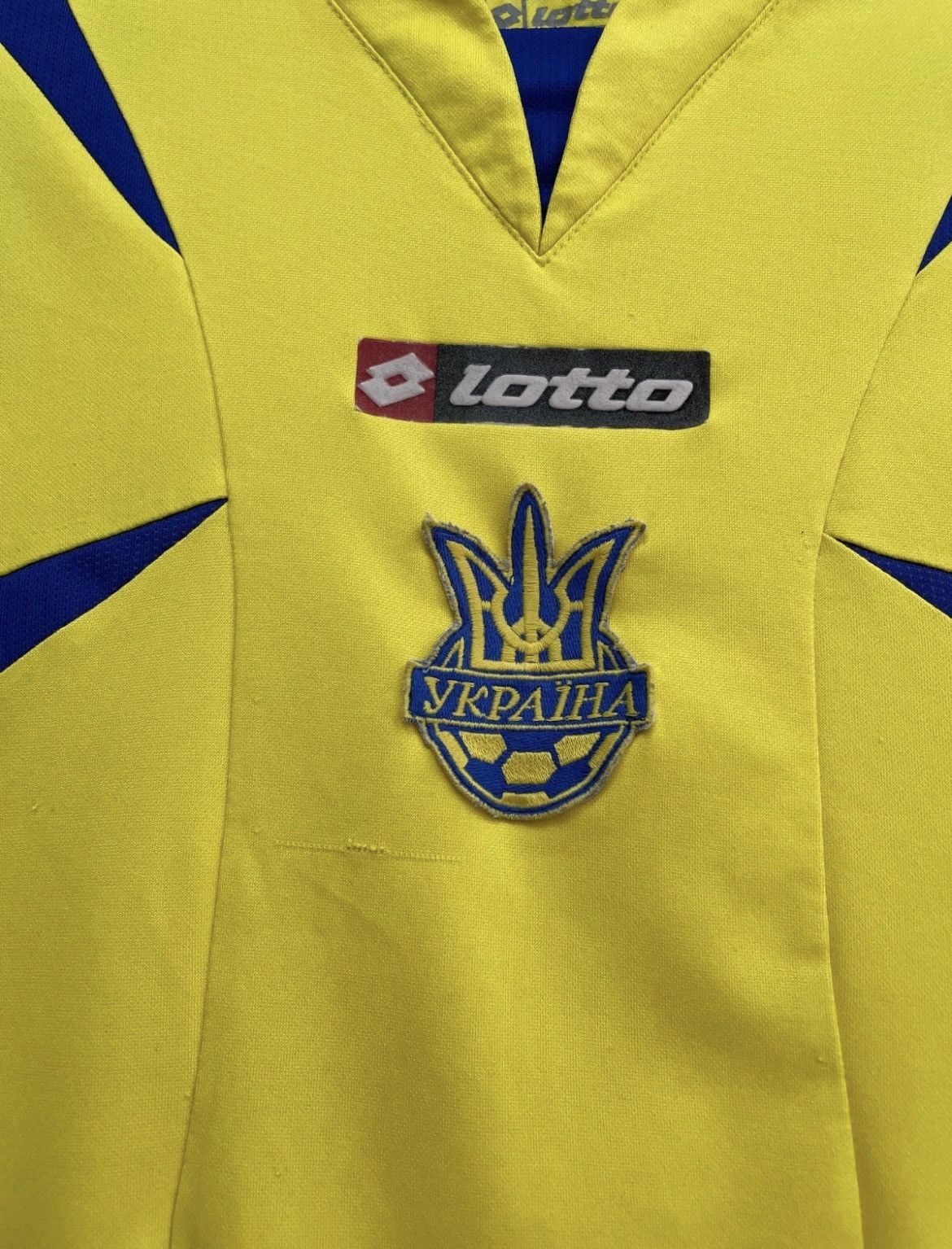 Lotto Sport Ukraine 2006/2007 Home Football Shirt Lotto National Team Size US M / EU 48-50 / 2 - 3 Thumbnail