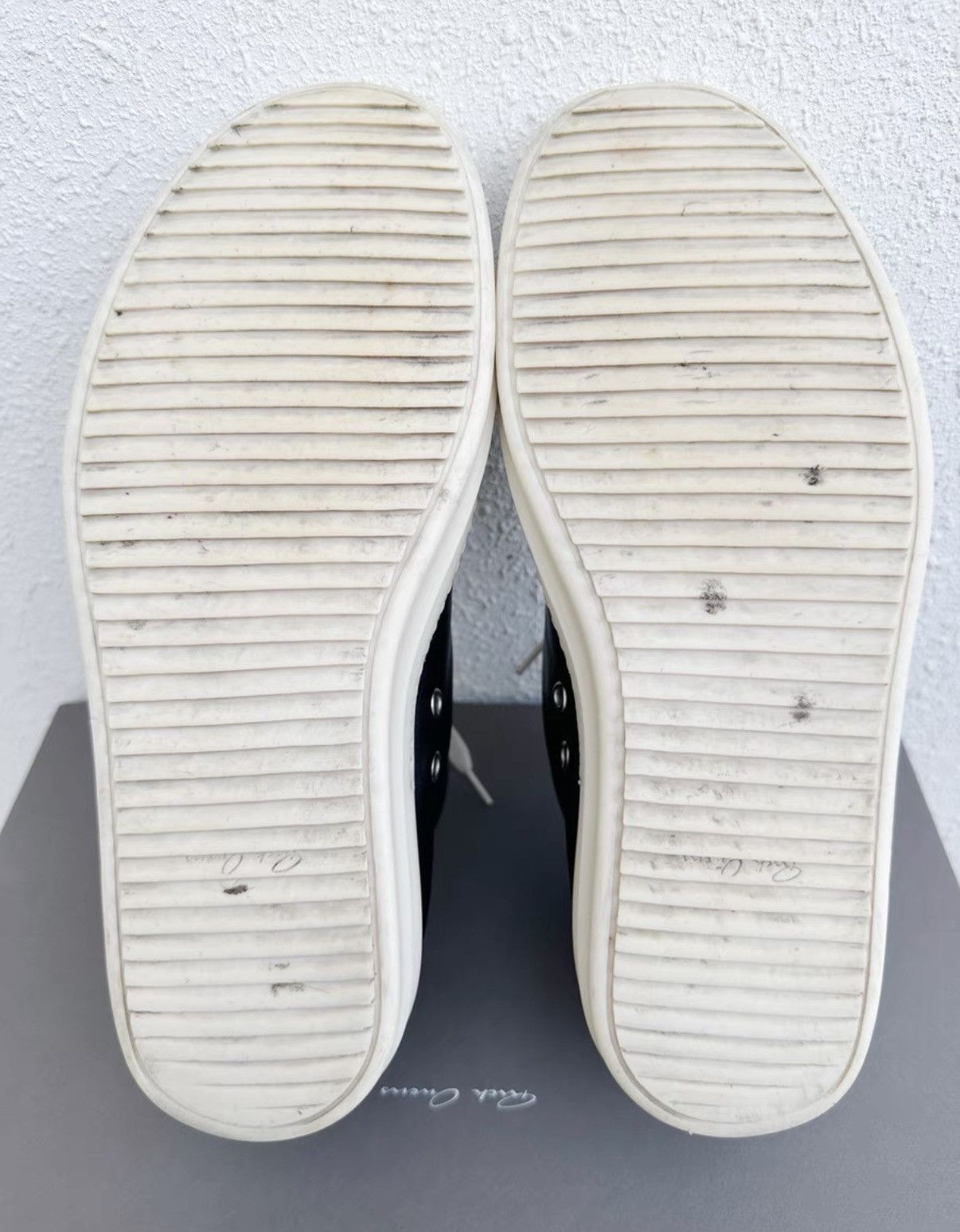 Rick Owens Rick Owens low-top Converse, new glossy calfskin version Size US 8 / EU 41 - 8 Thumbnail