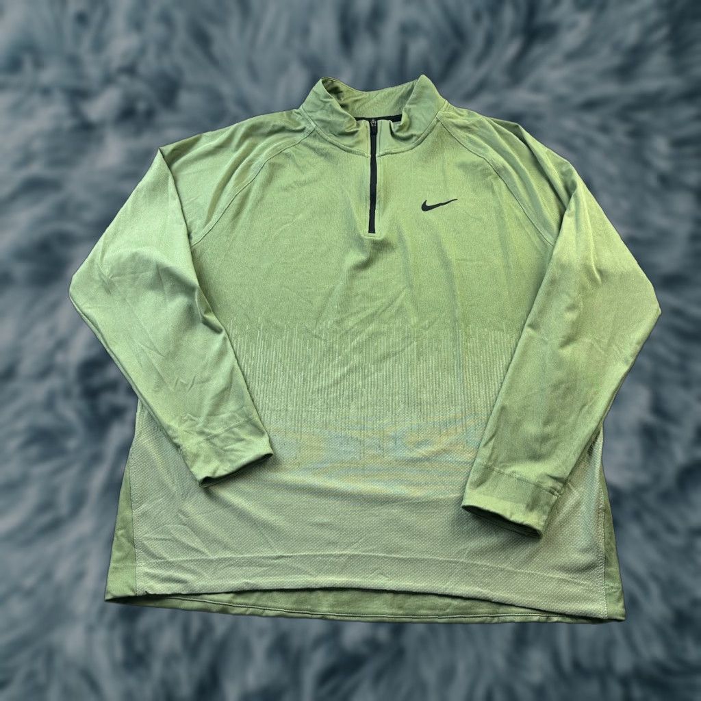 Nike Sweater Mens XL Green 1/4 Zip Dri Fit ADV Tour Golf Casual All Seasons Pullover Crew Neck Long Sleeve Logo