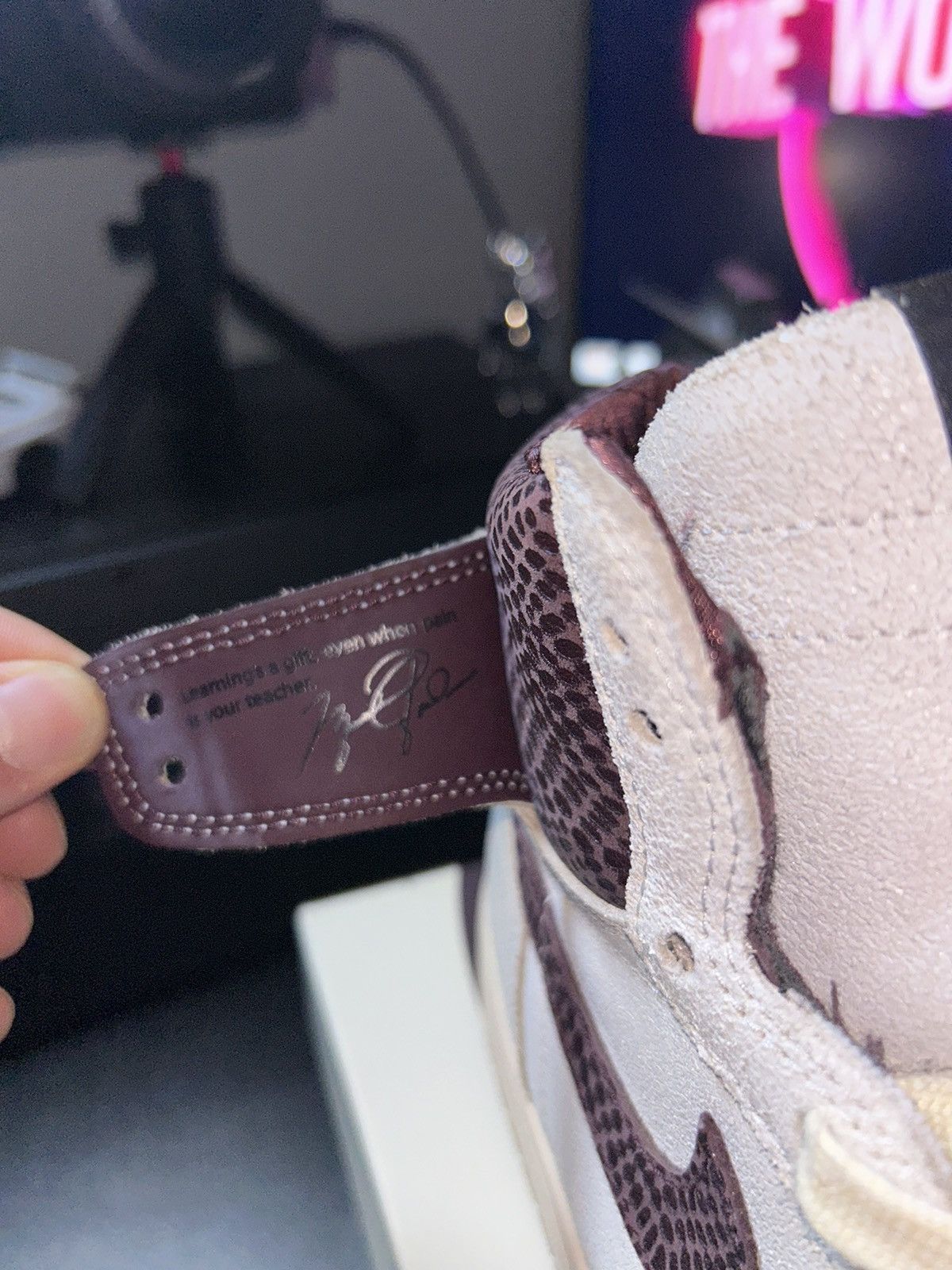 A Ma Maniere × Jordan Brand A ma maniére air Jordan 1 Size US 8 / EU 41 - 5 Thumbnail