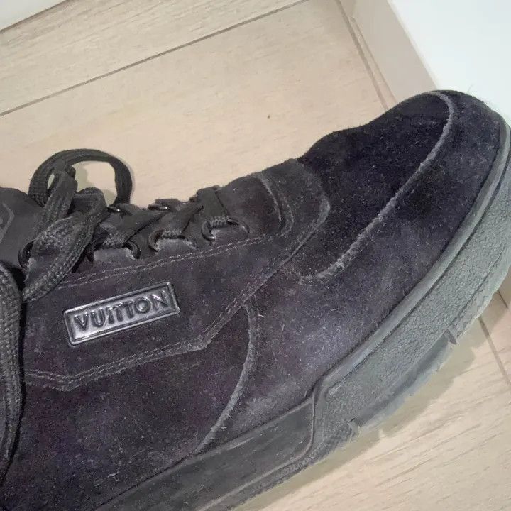 Louis Vuitton Louis Vuitton Black Suede Low-Top Sneakers -2508 Size US 9.5 / EU 42-43 - 8 Thumbnail