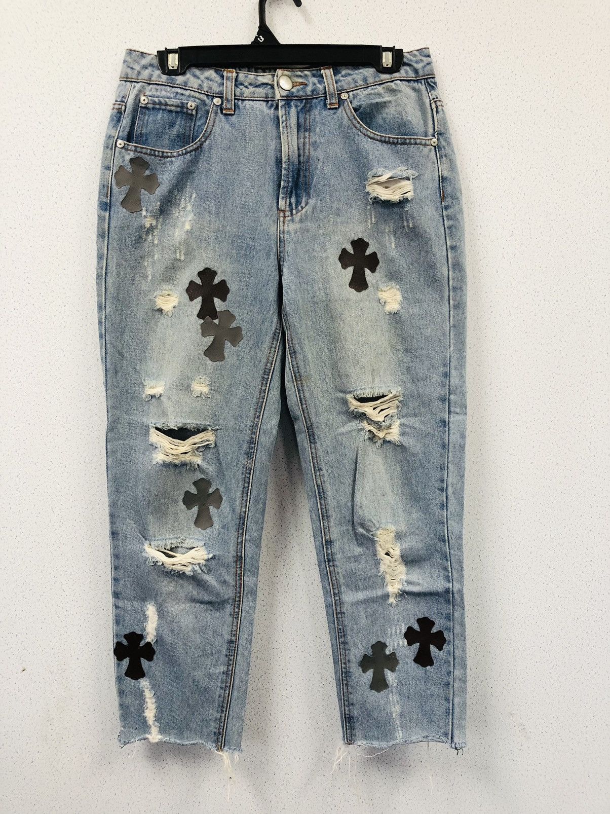Forever 21 Forever 21 Ripped Jeans Size US 29 - 1 Thumbnail
