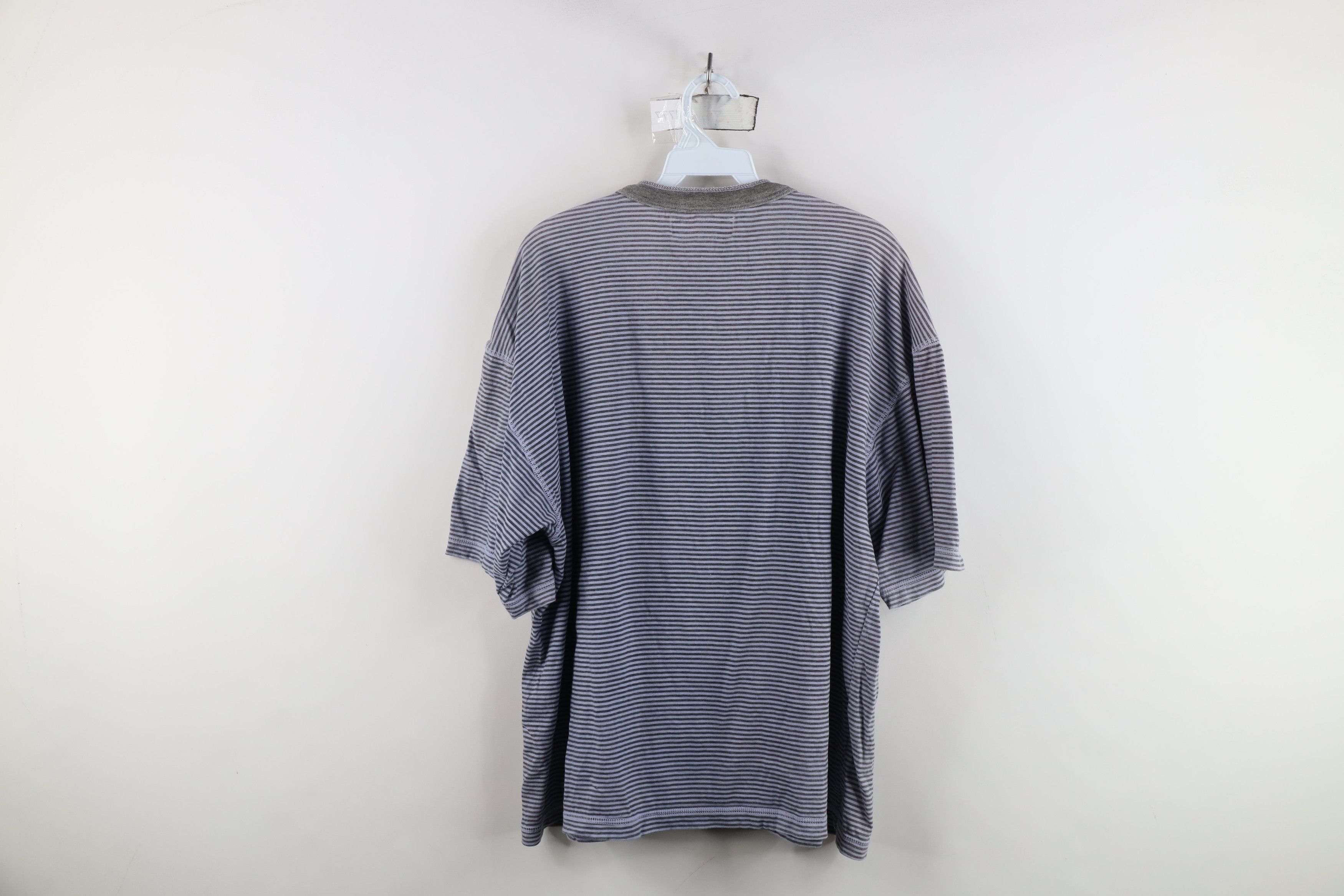 Vintage Vintage 90s Unionbay Skateboarding Boxy Fit Henley T-Shirt Size US L / EU 52-54 / 3 - 8 Thumbnail
