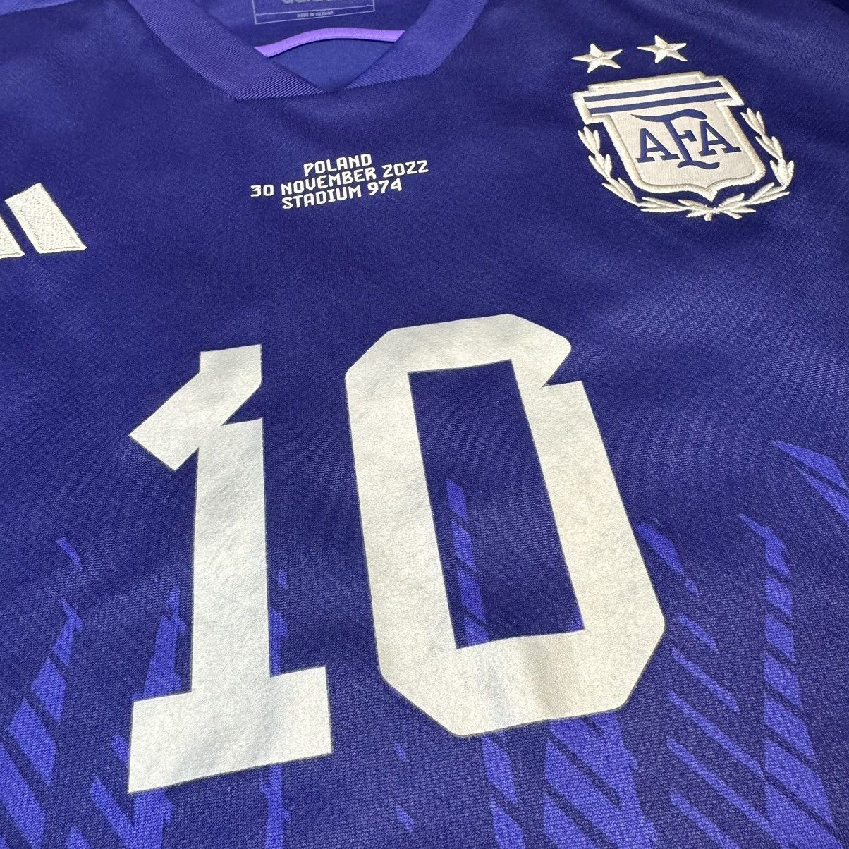 Adidas Argentina WC2022 away shirt #10 Messi Size US L / EU 52-54 / 3 - 4 Thumbnail