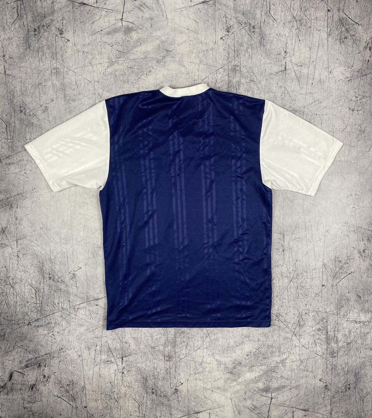 Adidas × Vintage Vintage 00s Adidas Center Logo Y2K Drill Tee Jersey Size US M / EU 48-50 / 2 - 8 Thumbnail
