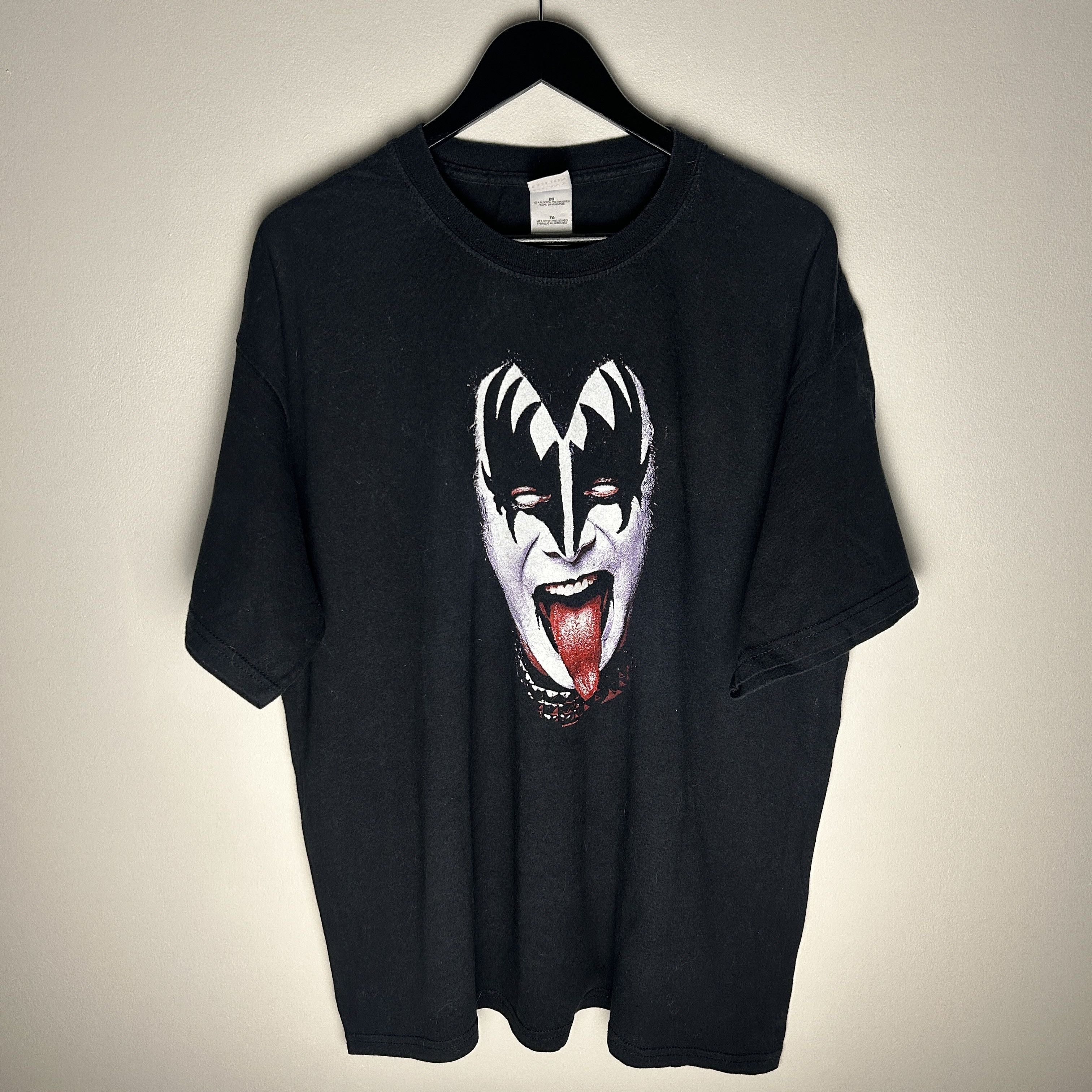 Band Tees Vintage Kiss Gene Simmons 2002 Band T-shirt Size US XL / EU 56 / 4 - 1 Thumbnail