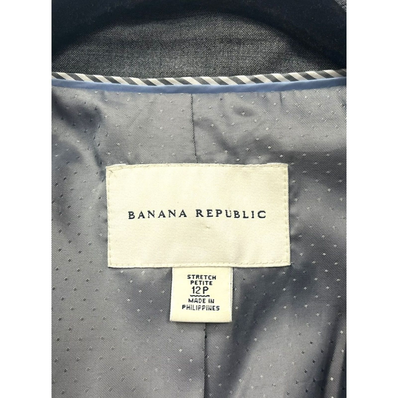 Banana Republic Banana Republic Blazer Womens 12P Gray Polyester? Spandex? (original says wool & spandex) [note: cannot add new info] Size XL / US 12-14 / IT 48-50 - 3 Thumbnail