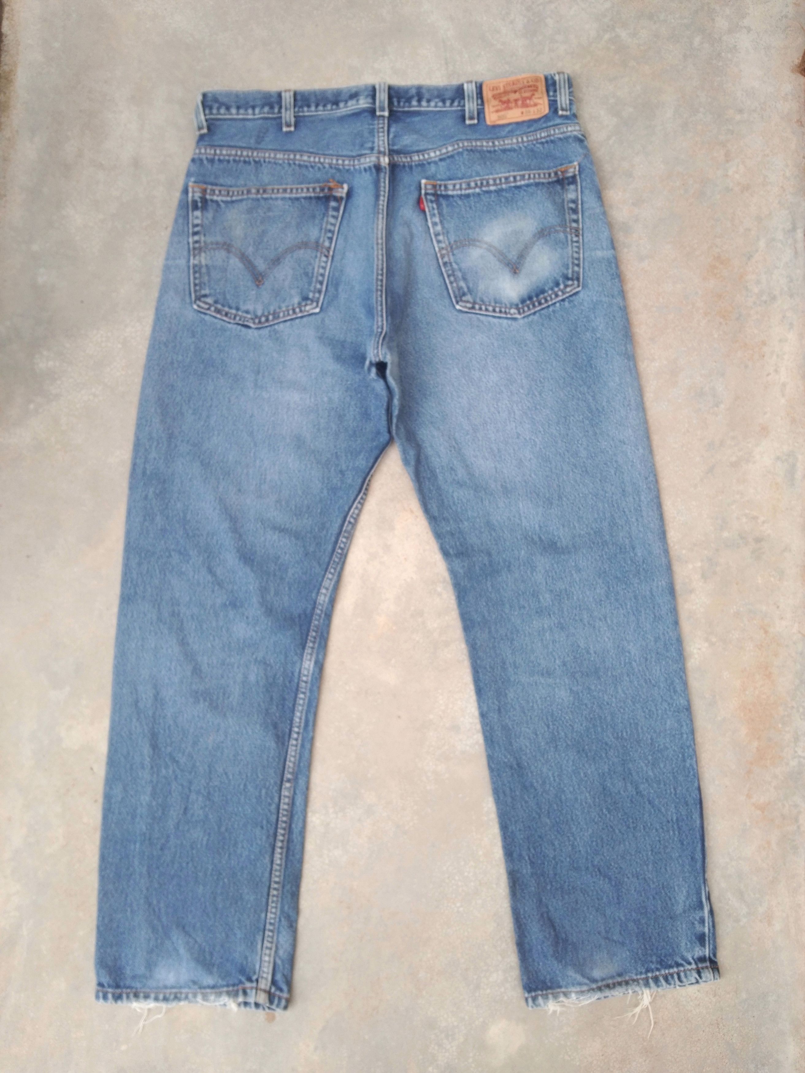 Jean × Levi's × Vintage Vintage Levis Jeans 505 Distressed Denim 38x32 Size US 38 / EU 54 - 2 Thumbnail