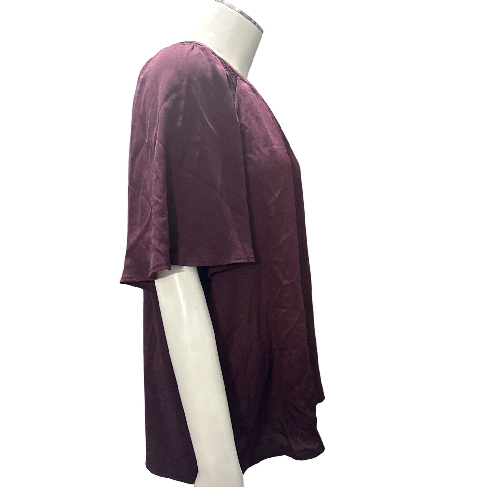 Ann Taylor Ann Taylor Small Burgundy Smocked Shoulder Blouse Flutter Sl Size S / US 4 / IT 40 - 7 Thumbnail