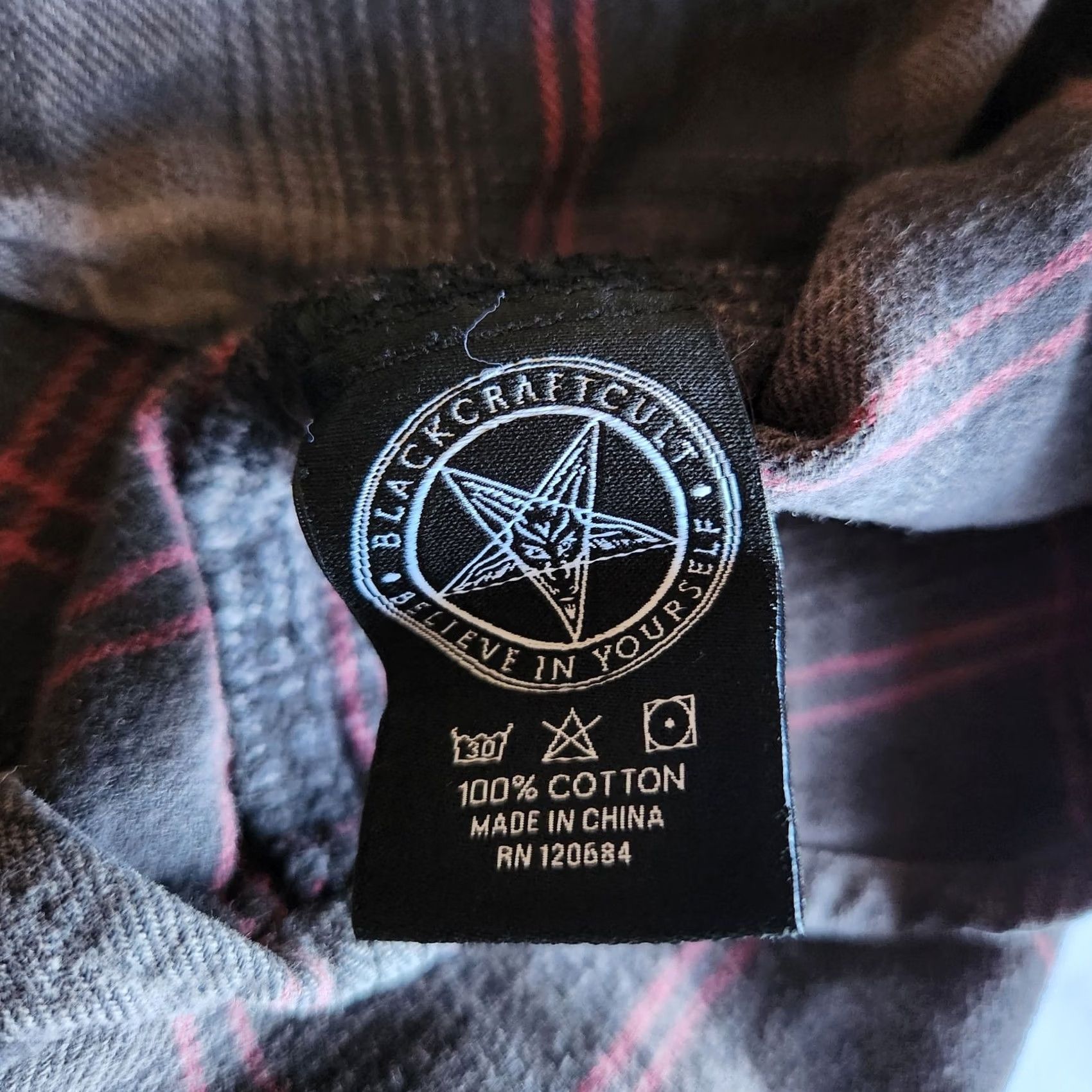 Vintage BlackCraft Cult Hooded Button Shirt S Red Grey Black Plaid Gothic Grunge Mens Size US S / EU 44-46 / 1 - 6 Thumbnail